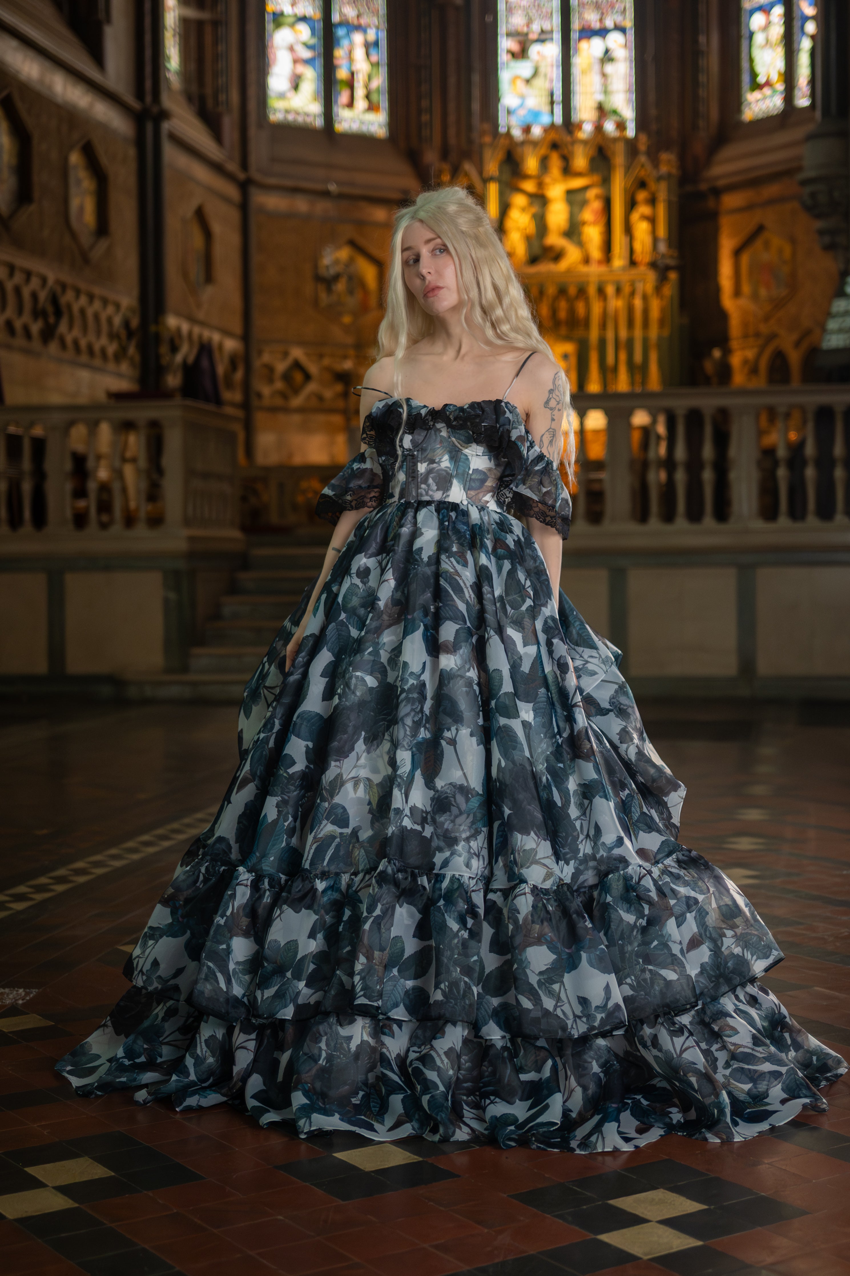 Chapel of Thorns Guileless Gown