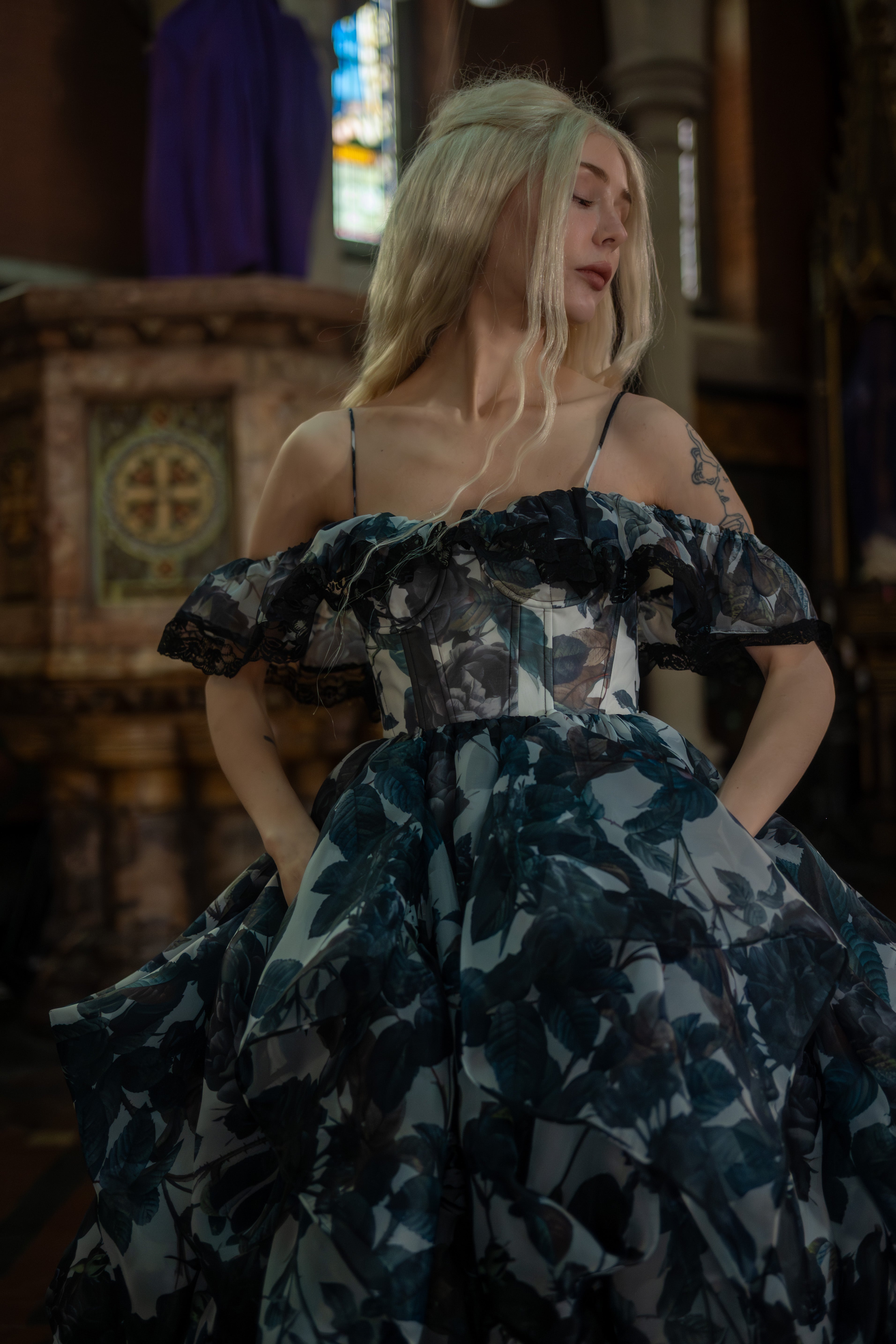 Chapel of Thorns Guileless Gown