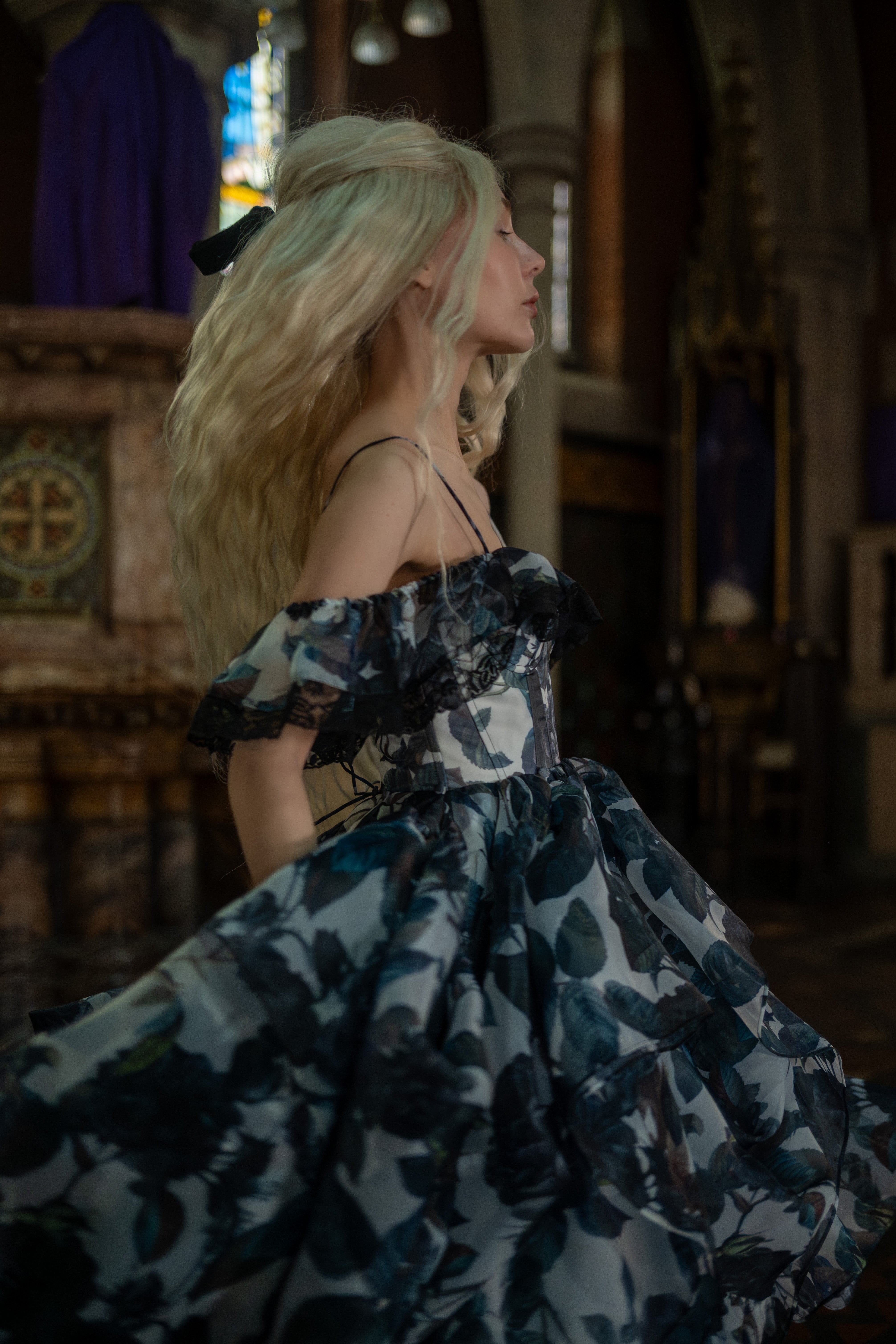 Chapel of Thorns Guileless Gown