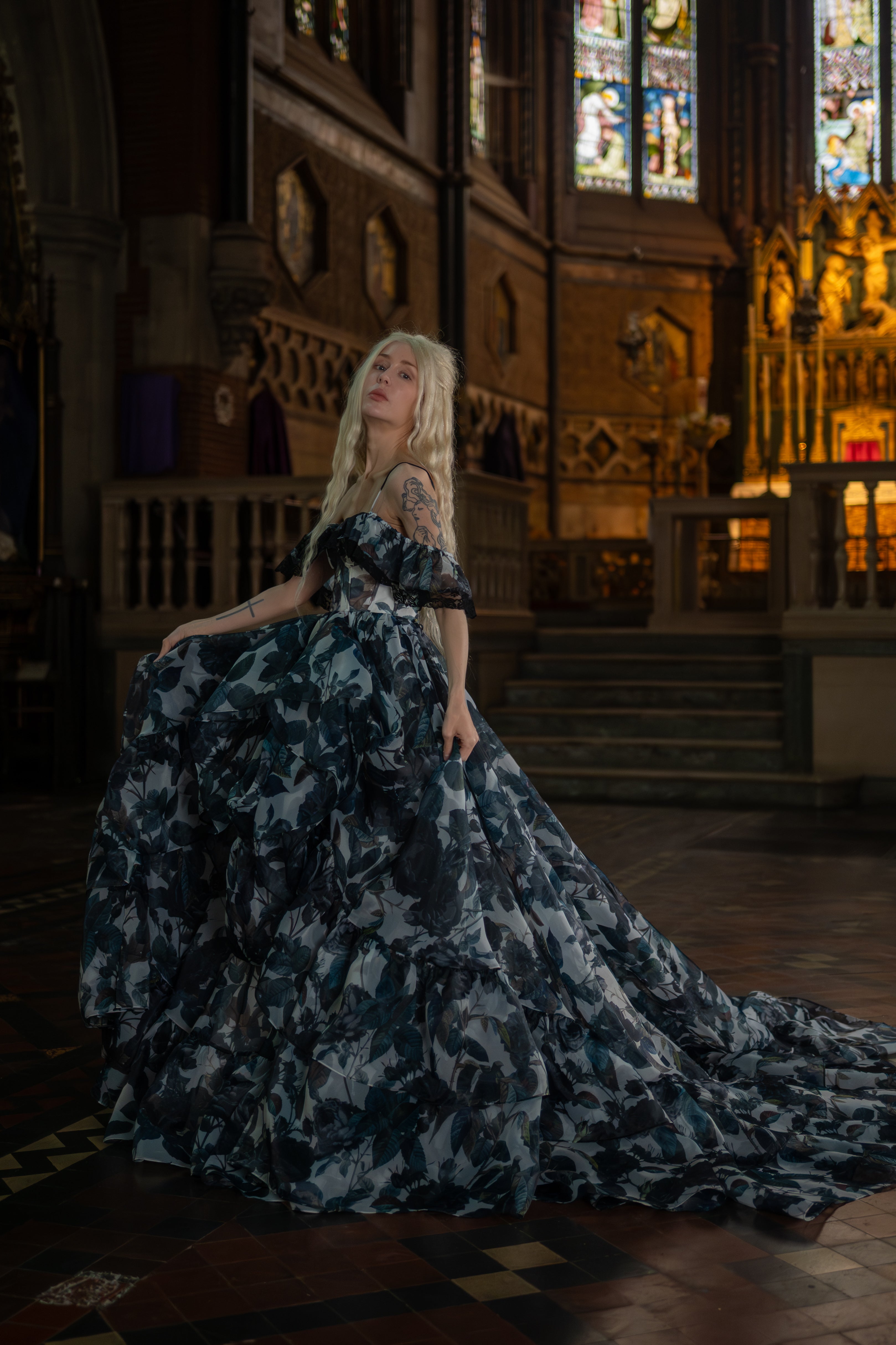 Chapel of Thorns Guileless Gown