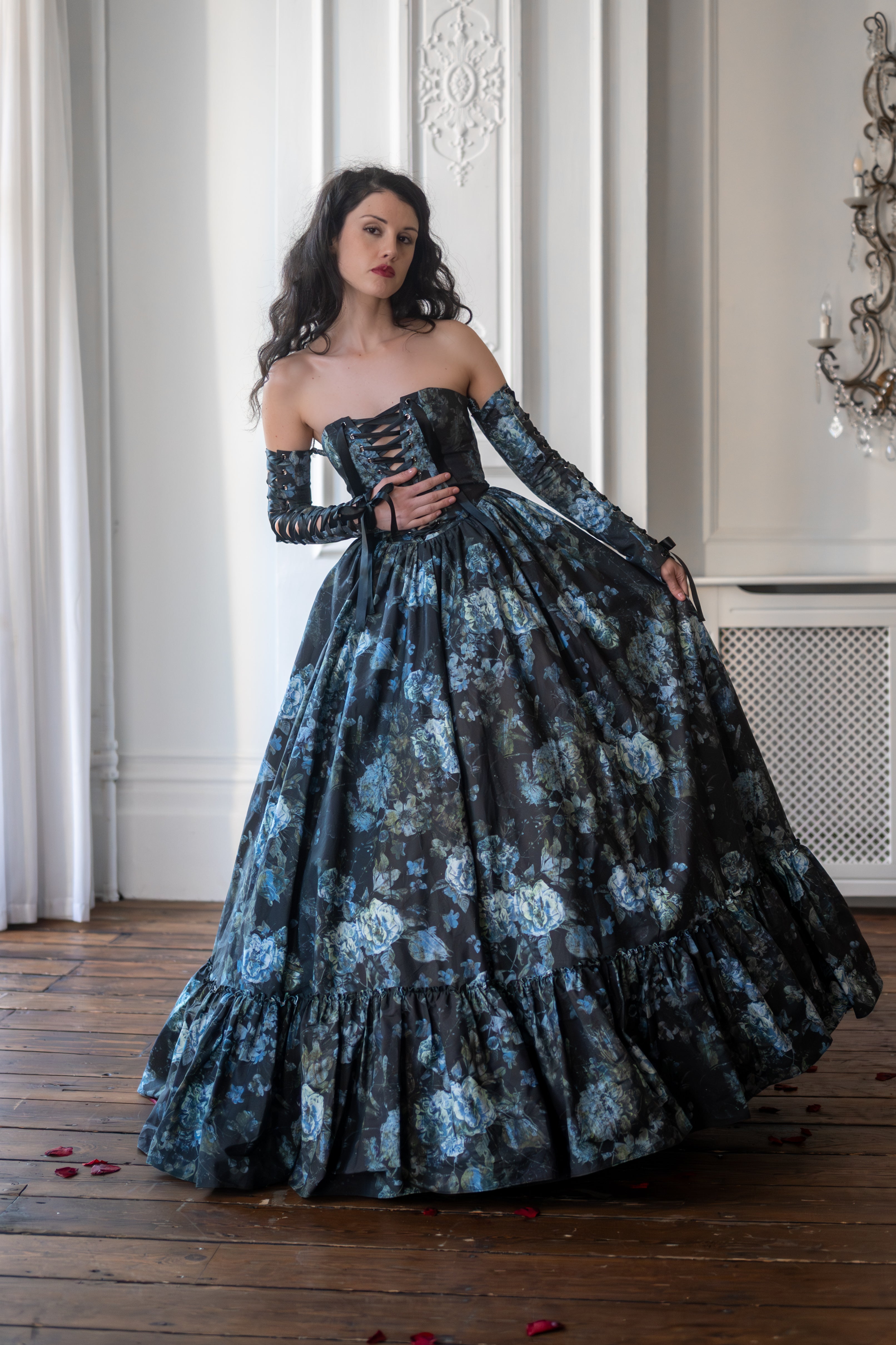 Entwined Souls Carmilla Gown