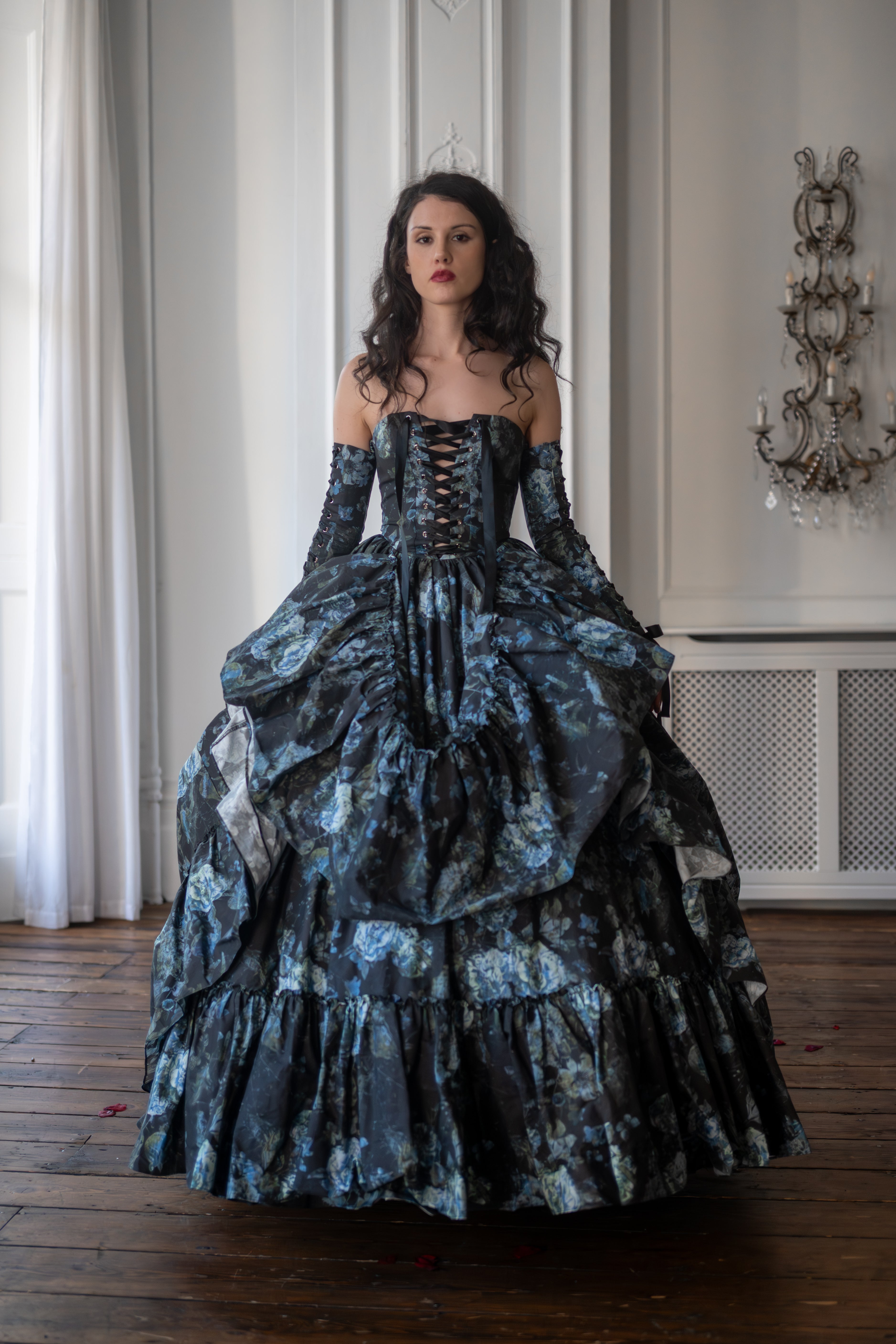 Entwined Souls Carmilla Gown