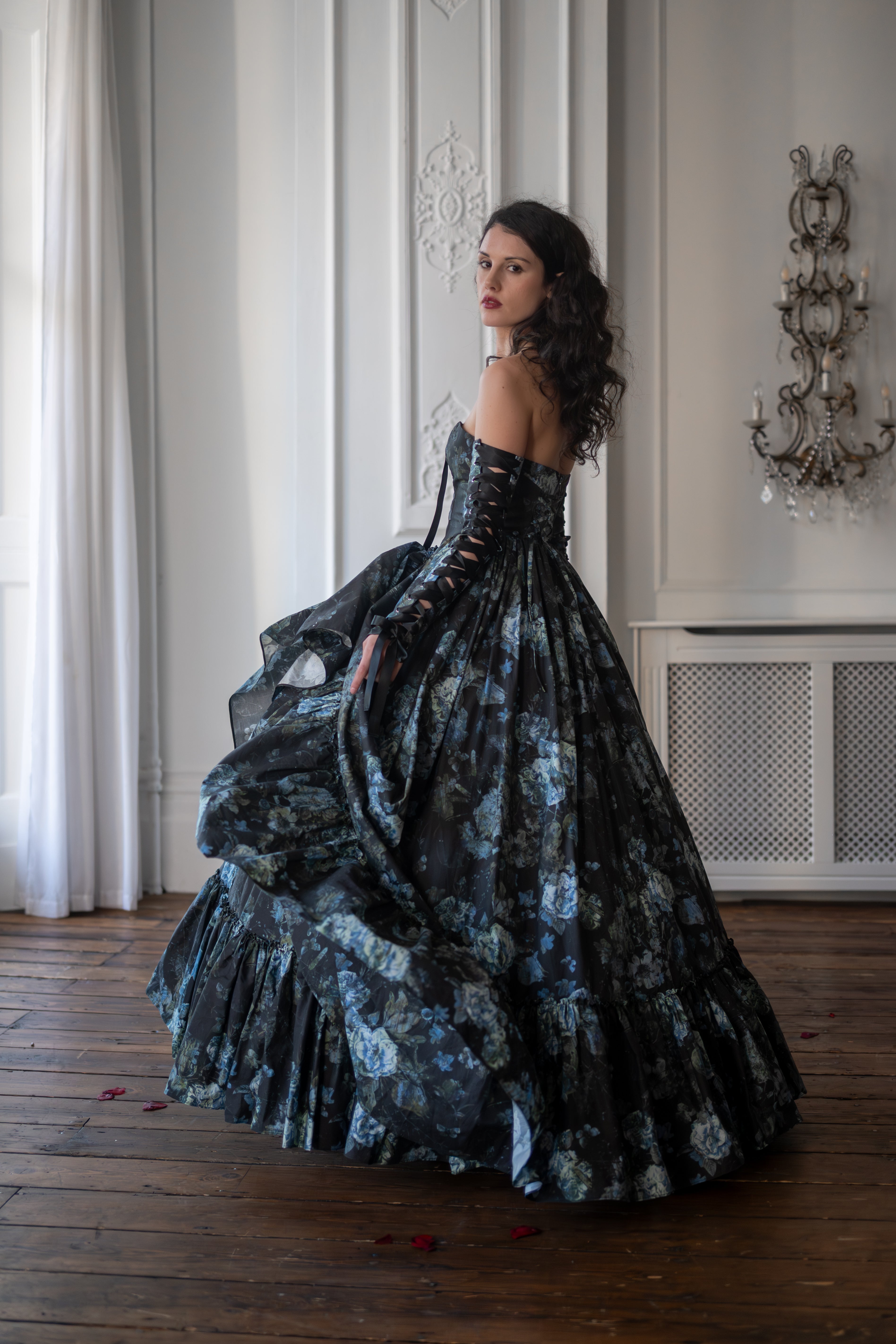 Entwined Souls Carmilla Gown