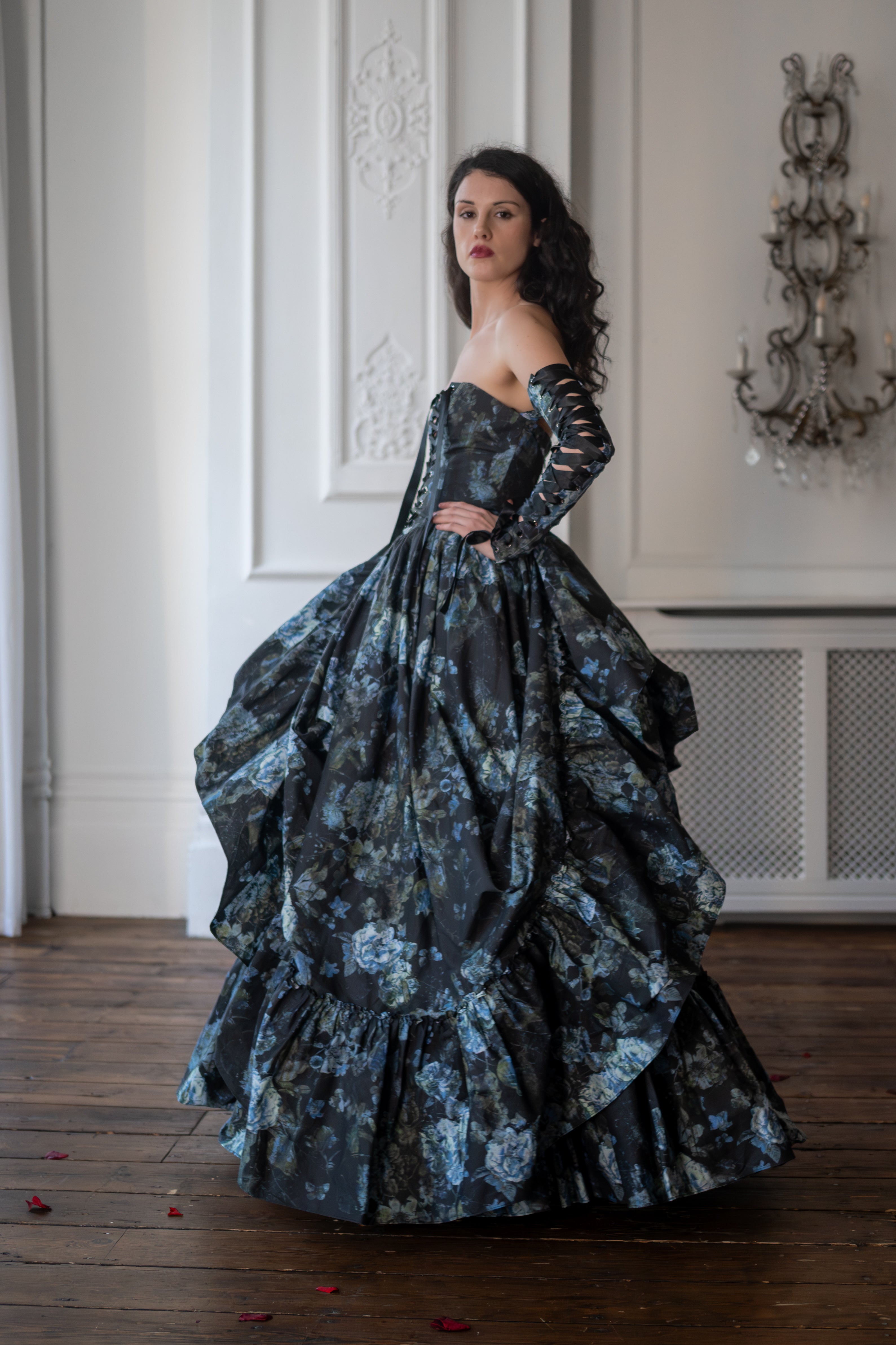 Entwined Souls Carmilla Gown