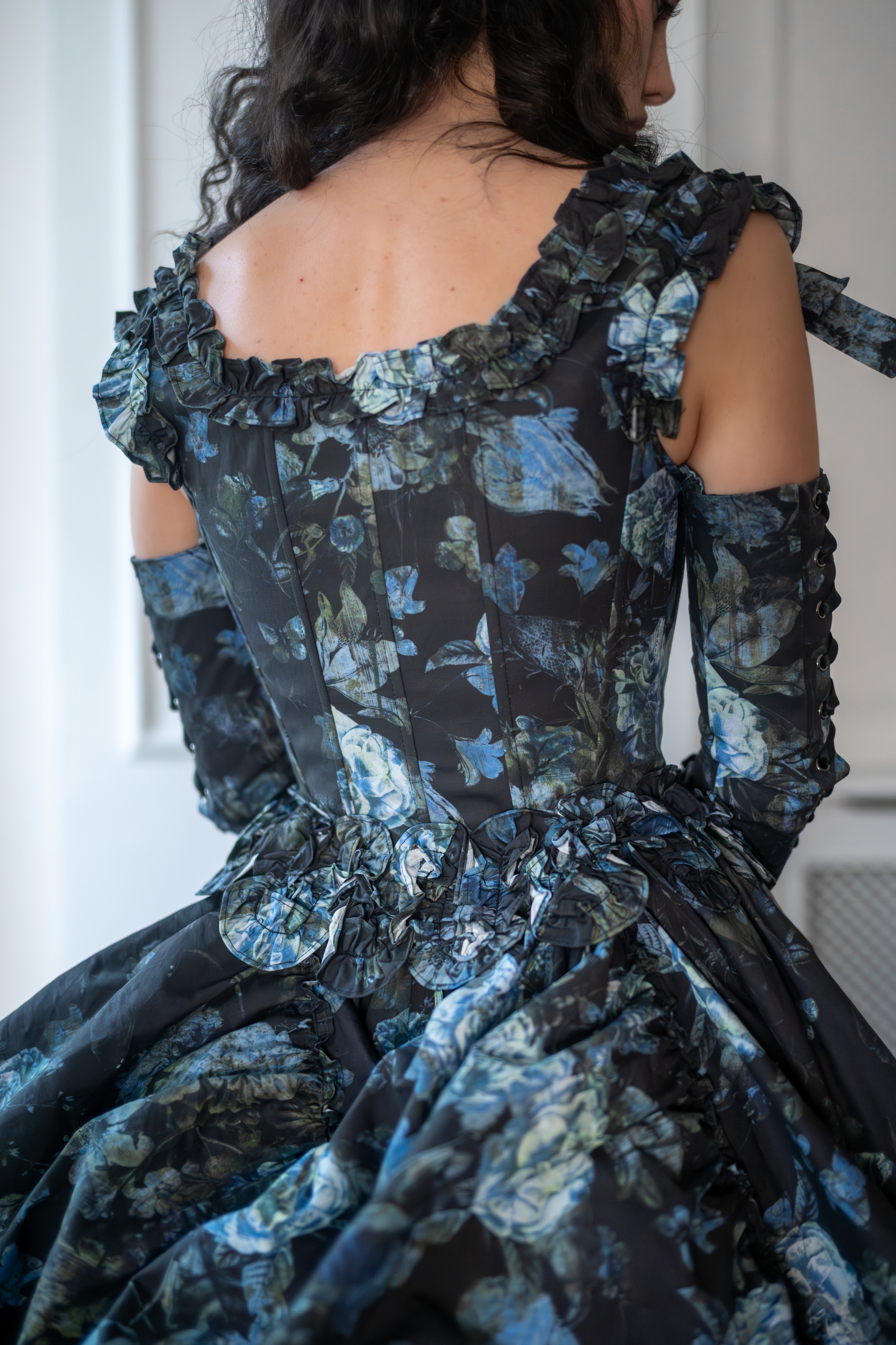 Entwined Souls Pompadour Corset