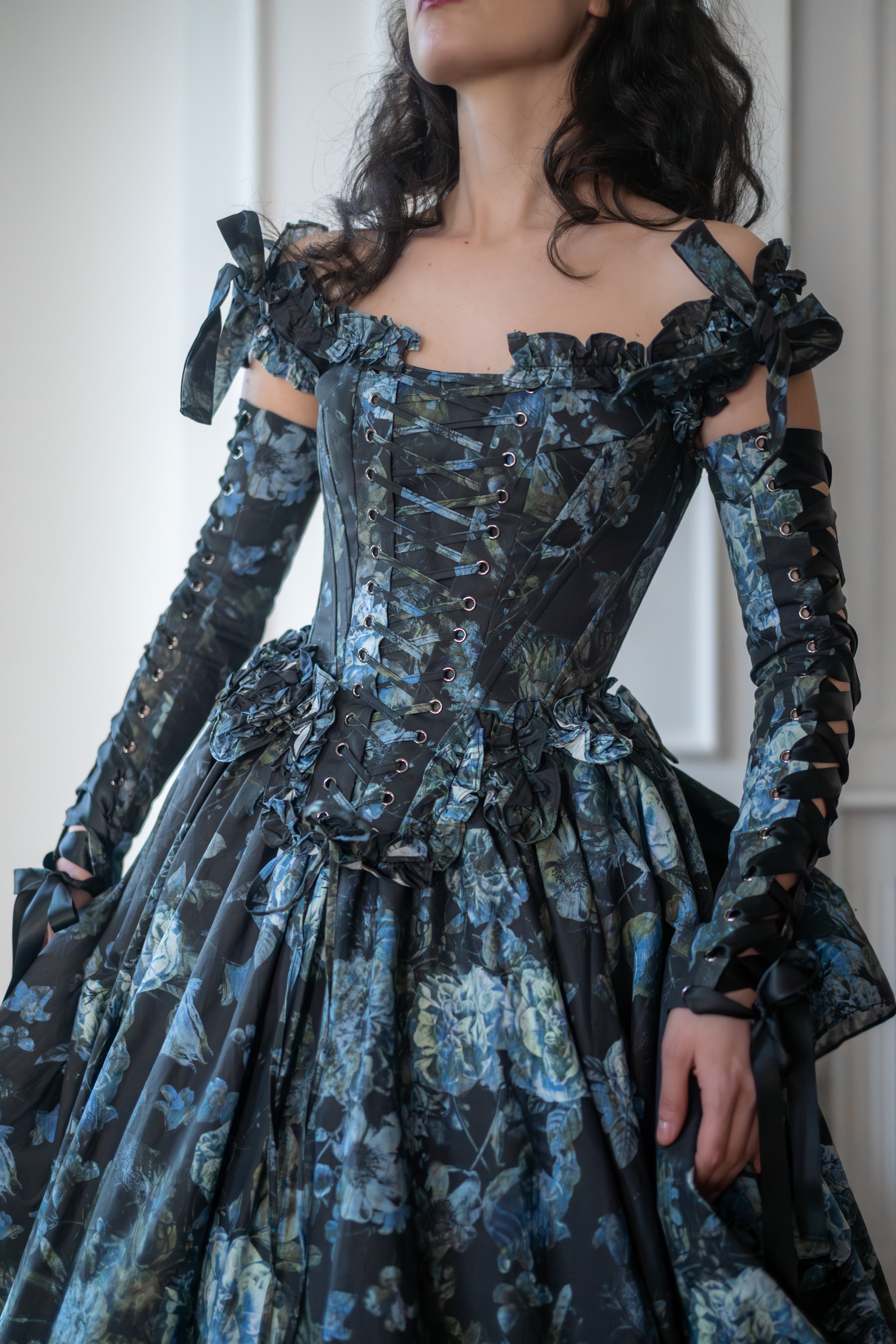 Entwined Souls Pompadour Corset