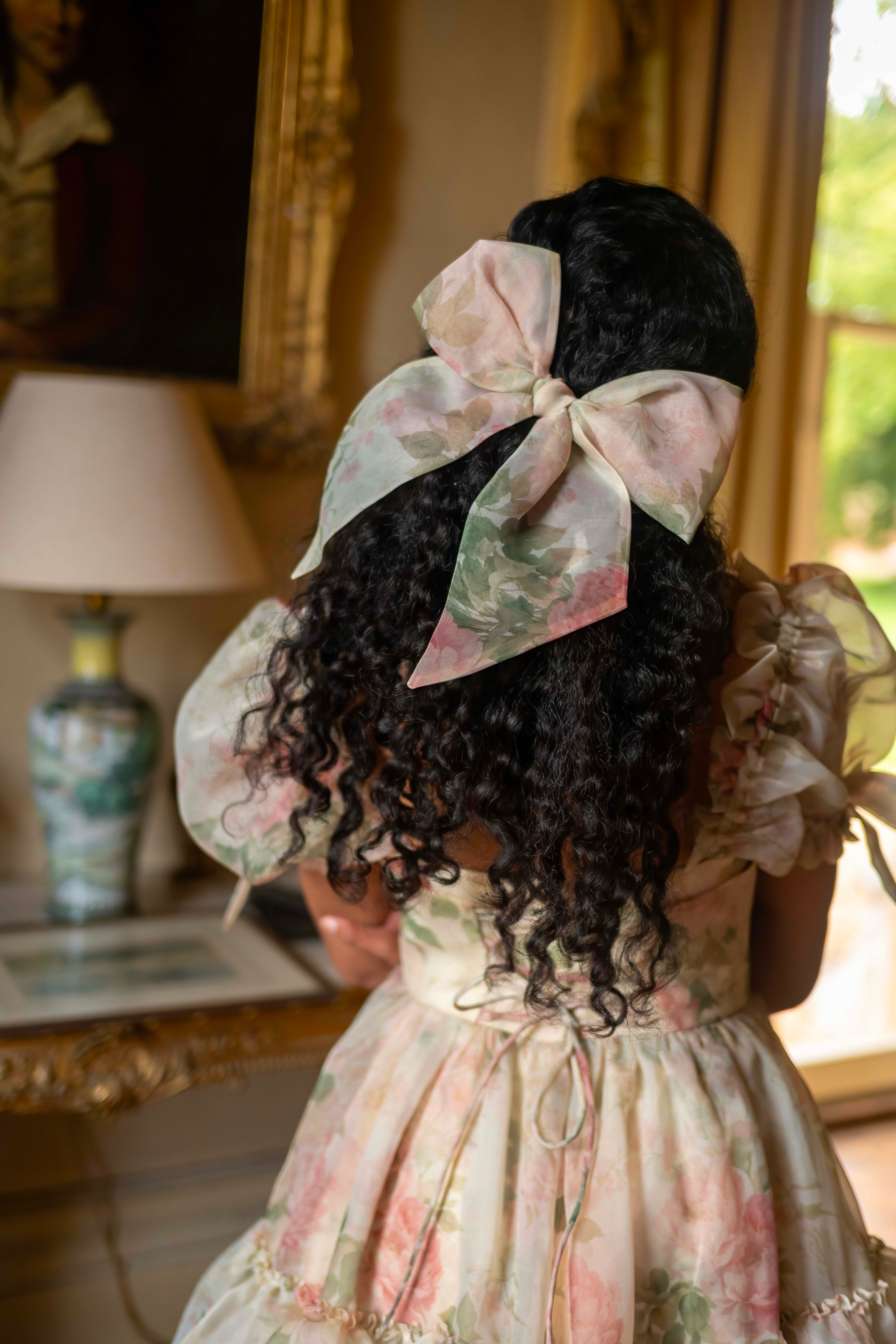 Ever After Countess Bow