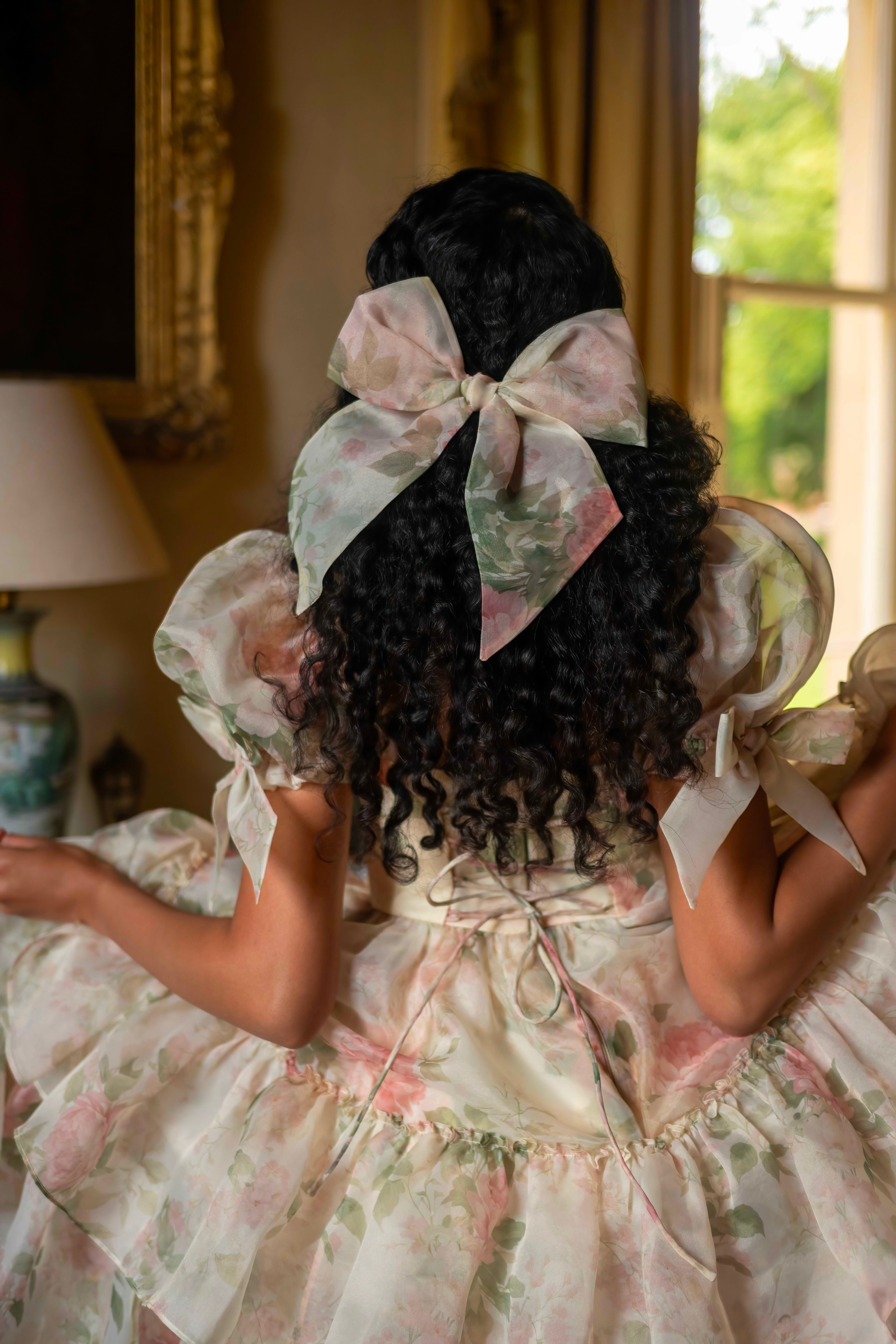 Ever After Countess Bow