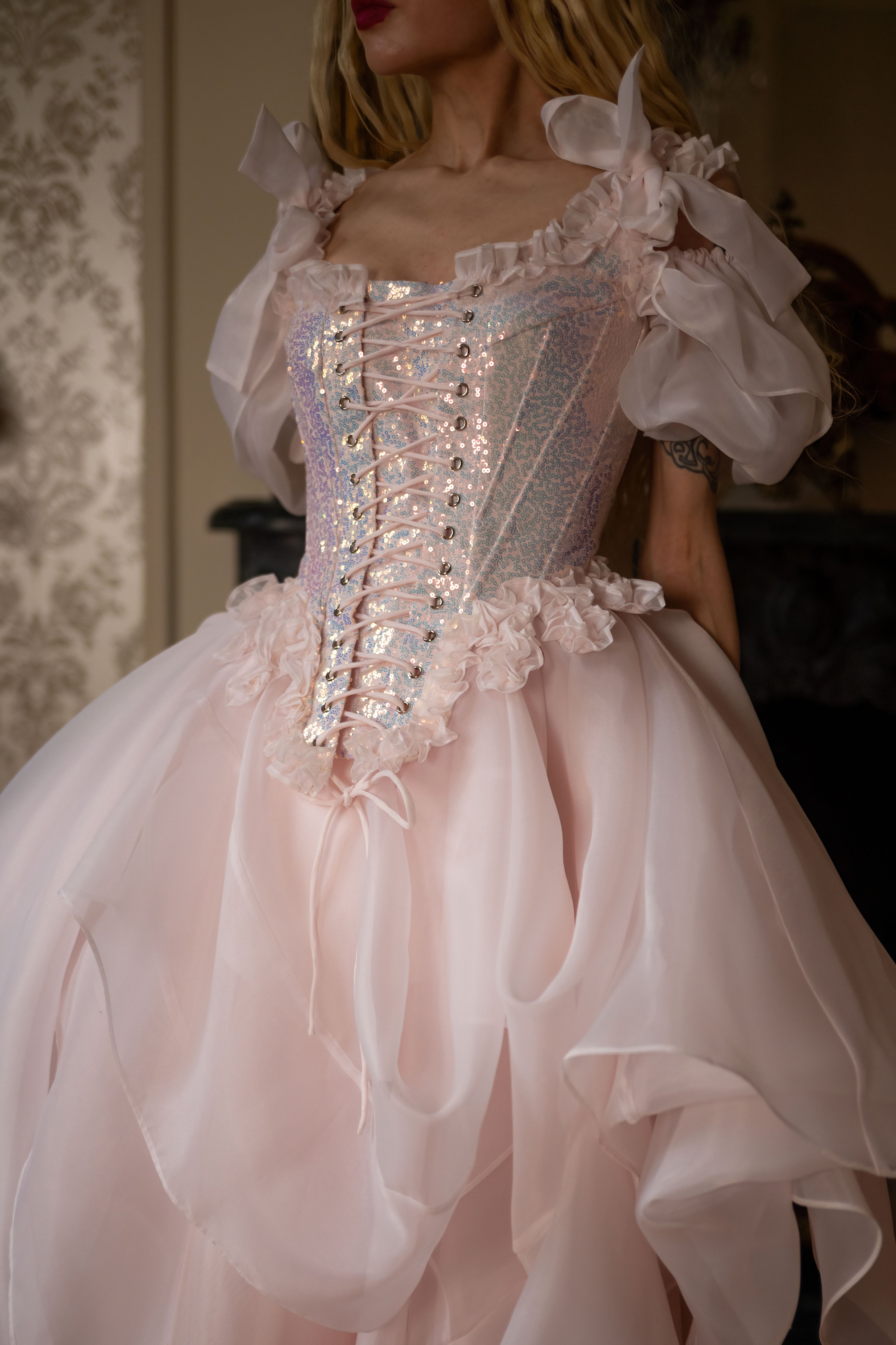 Fairy Wings Pompadour Corset