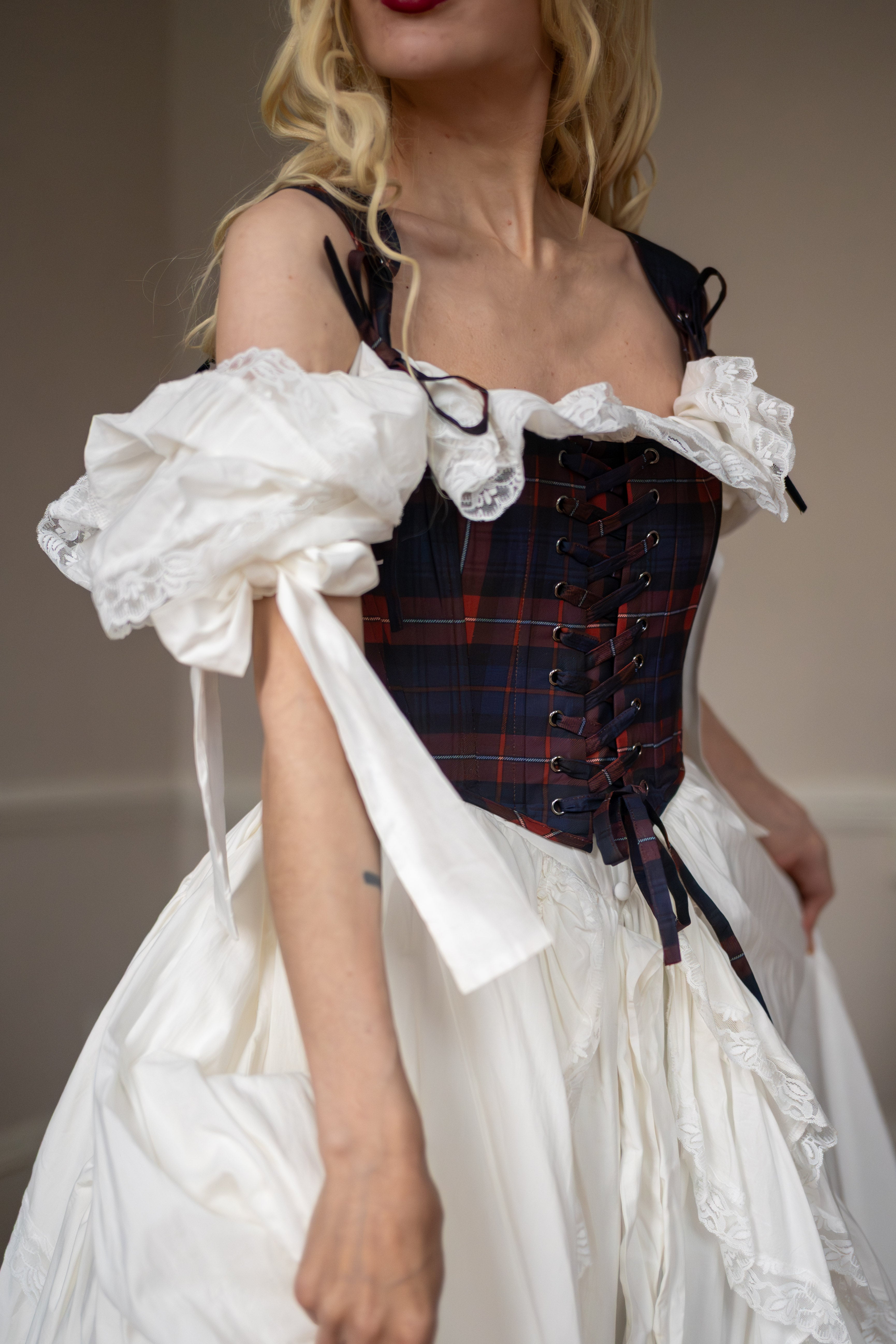 Fionn's Flame Thisbe Corset