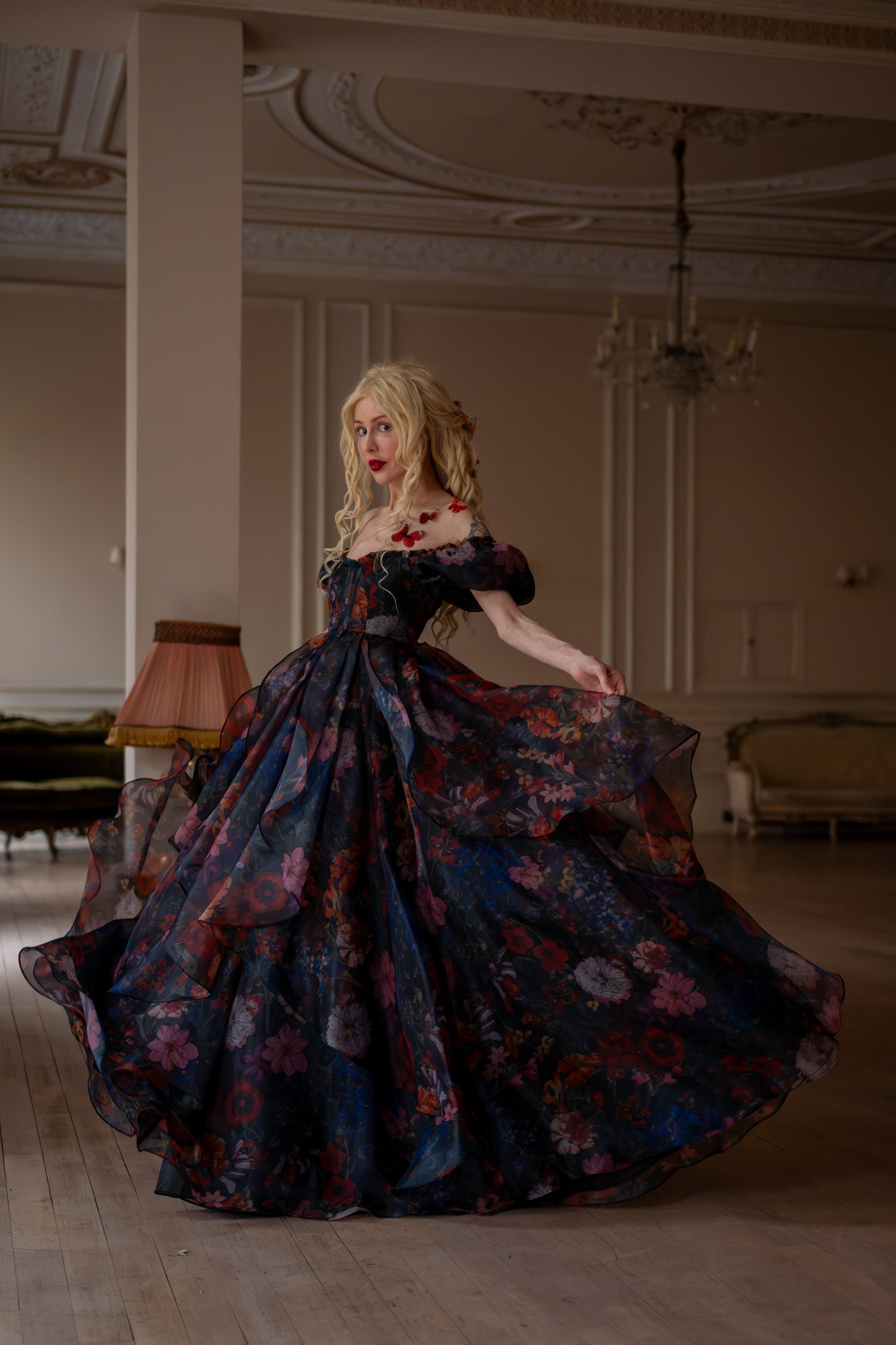 Jardin d’Ébène Renaissance Gown