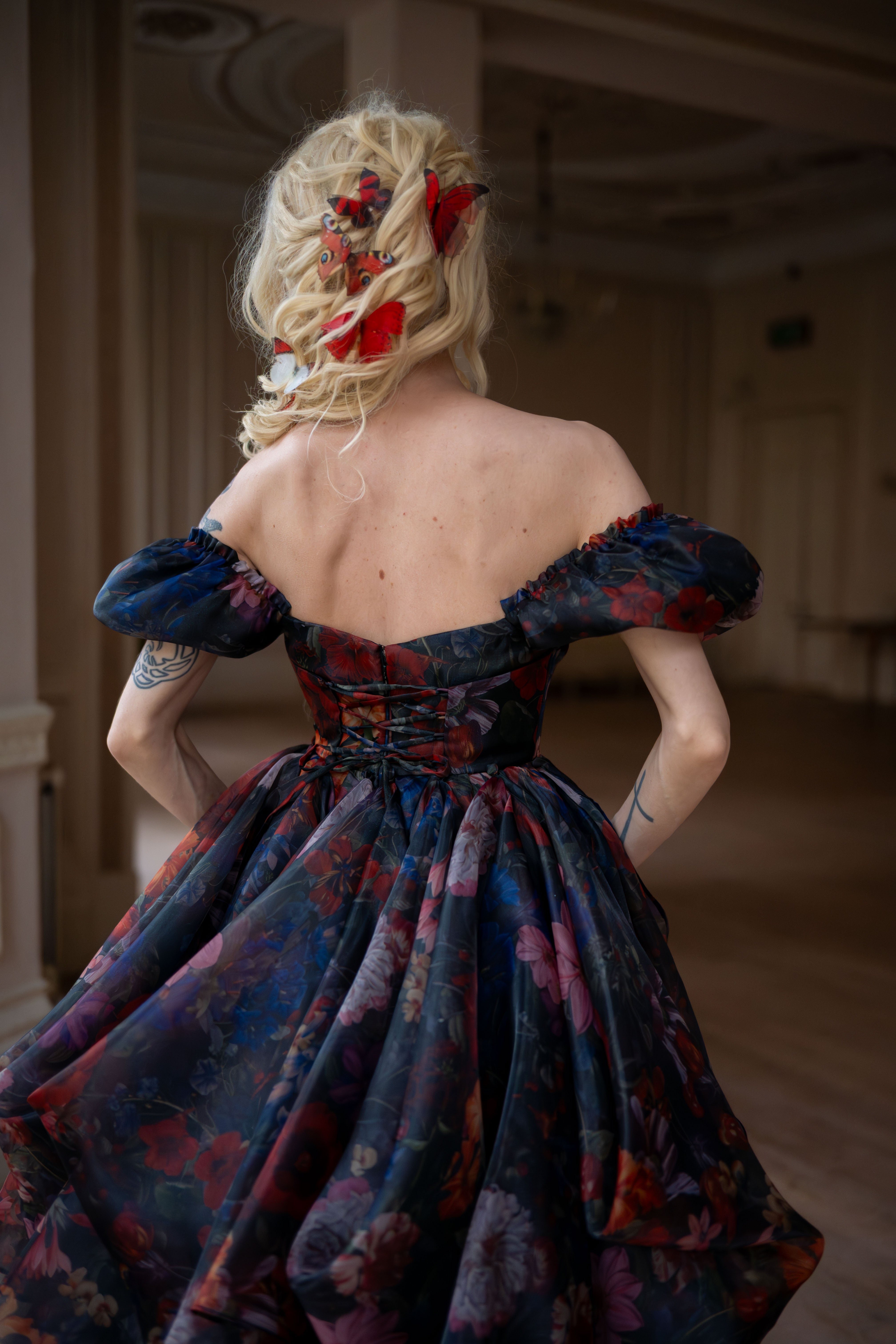 Jardin d’Ébène Renaissance Gown