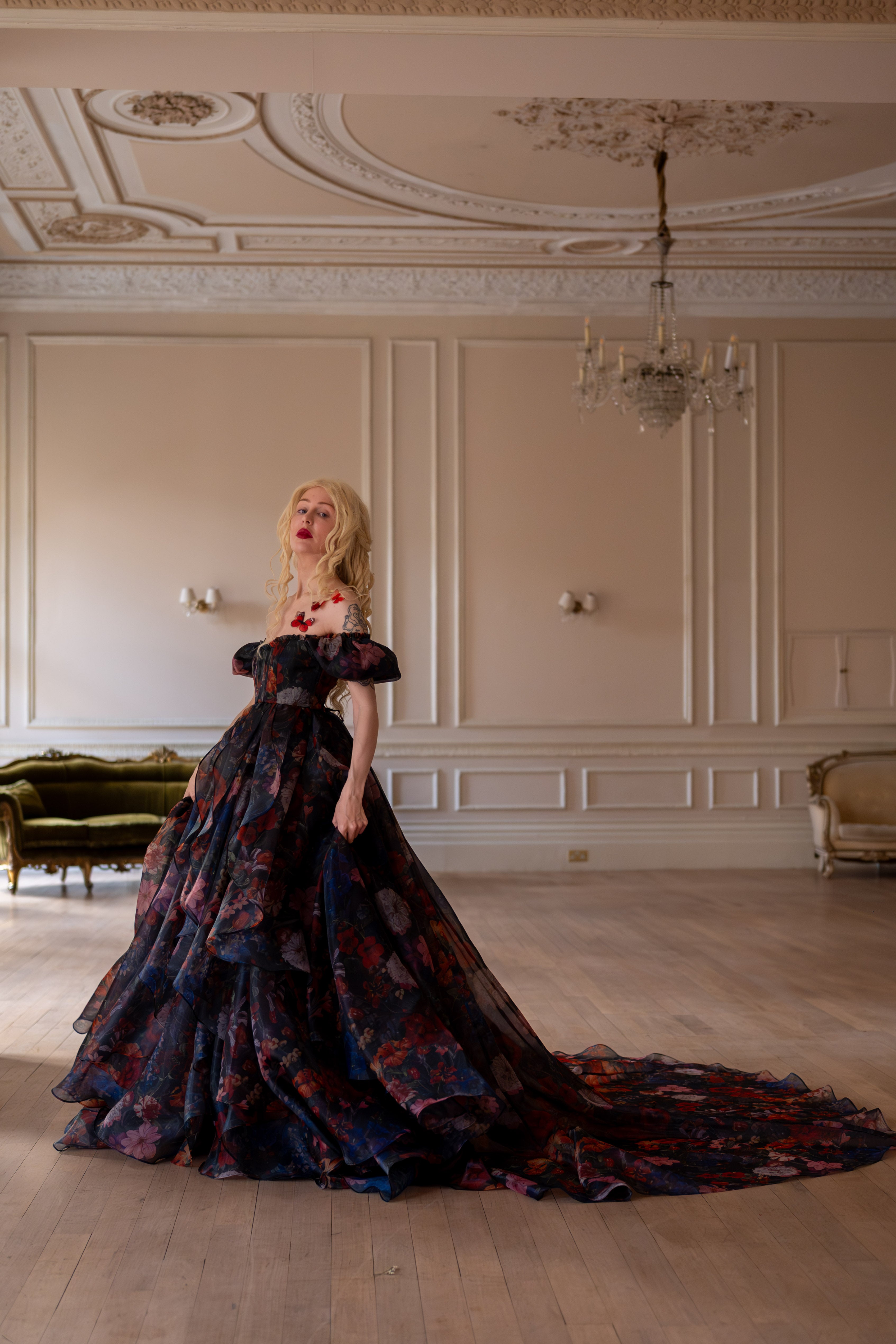 Jardin d’Ébène Renaissance Gown