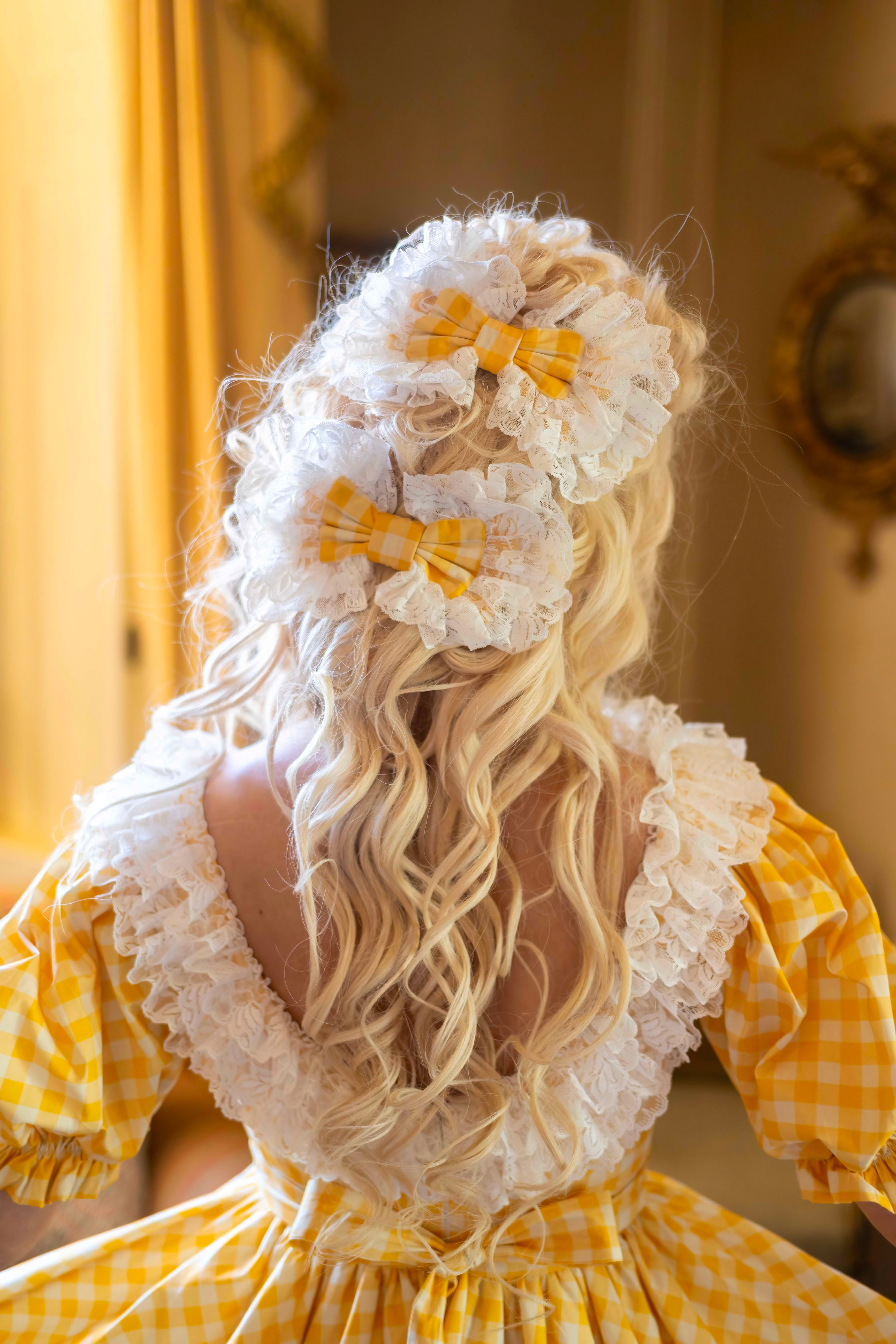 Lemon Punch Buttercream Bow