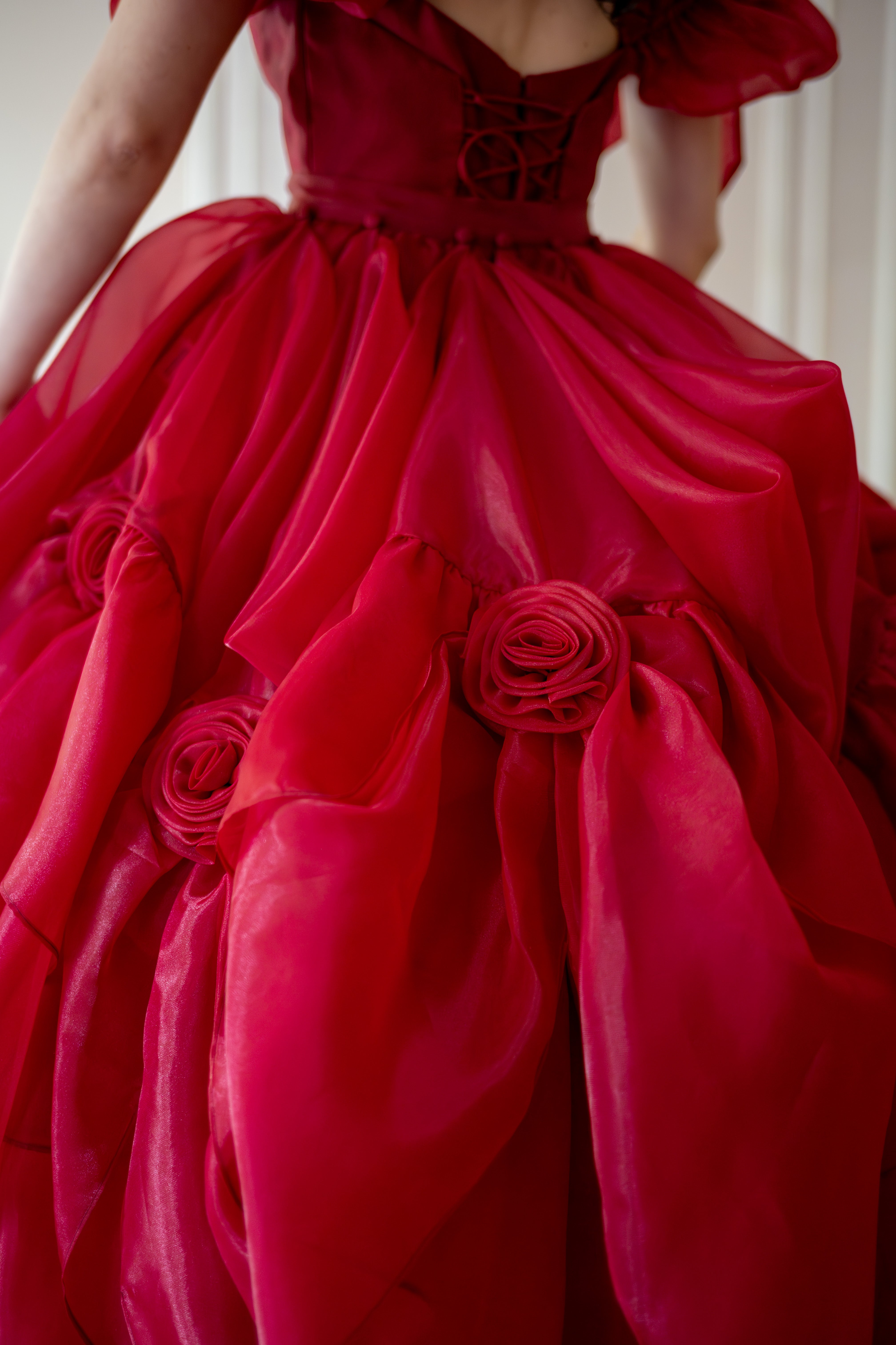 Maison Rouge Avalon Train