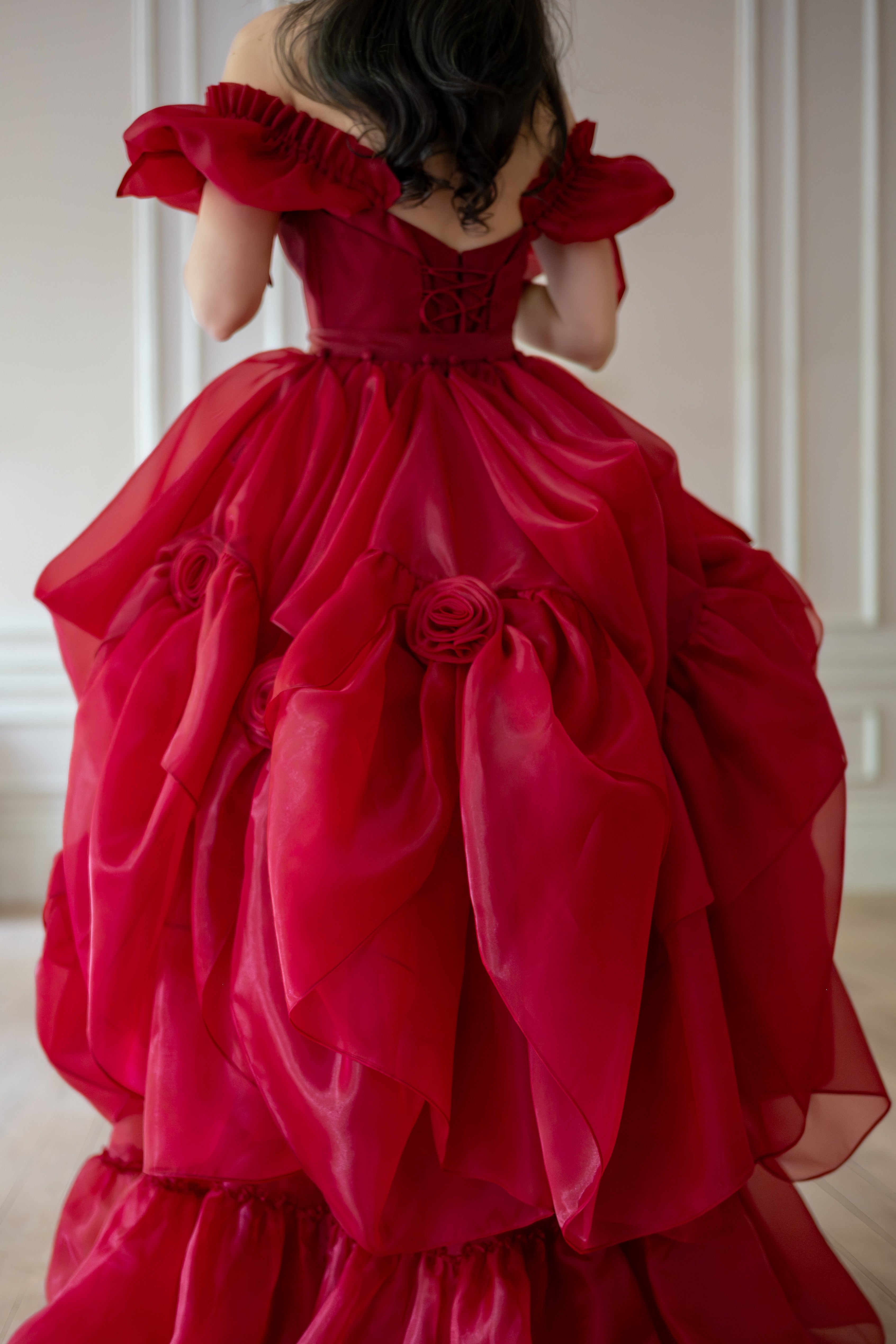 Maison Rouge Avalon Train