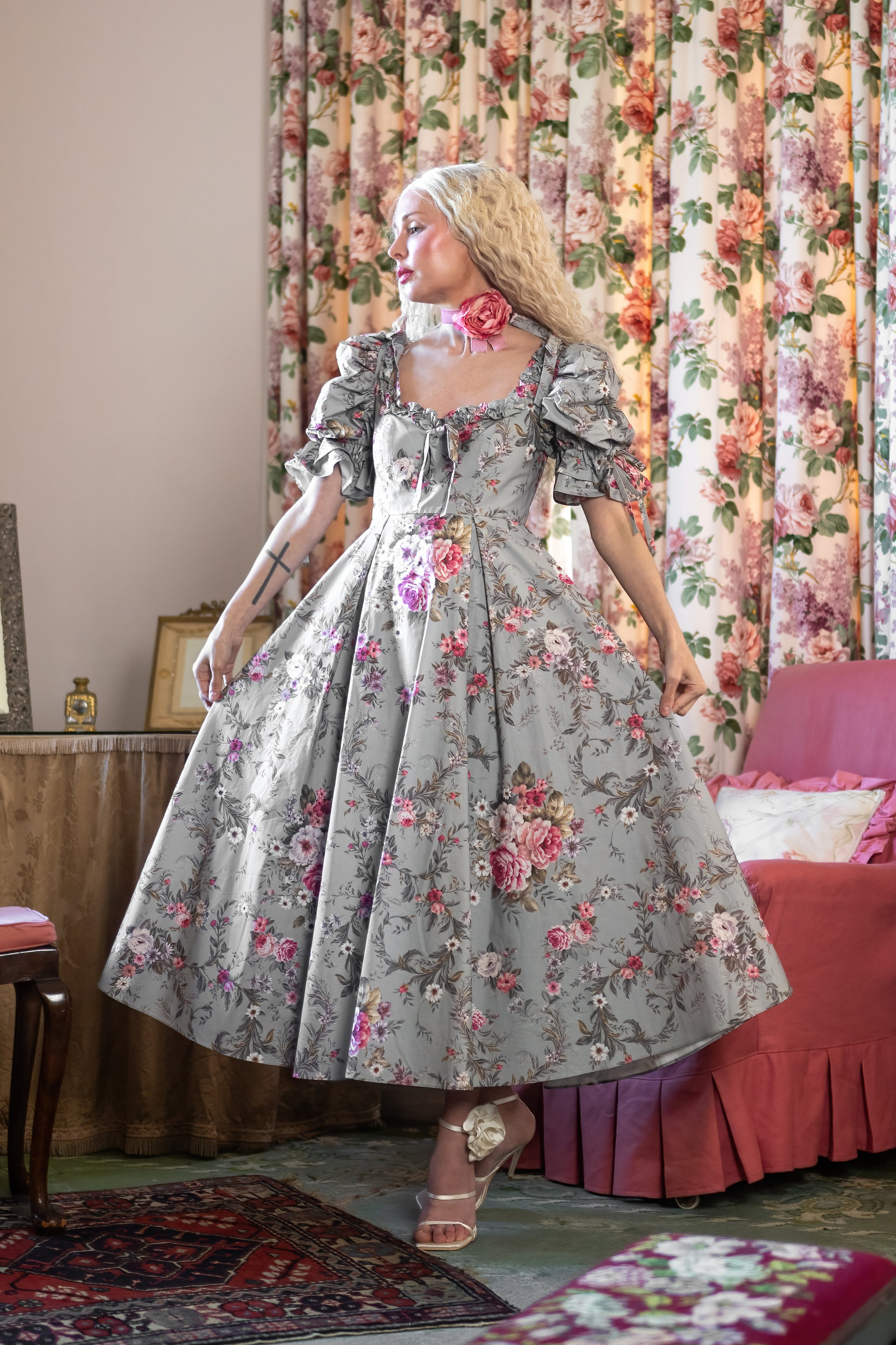 Plains of Elysium Parlour Games Dress