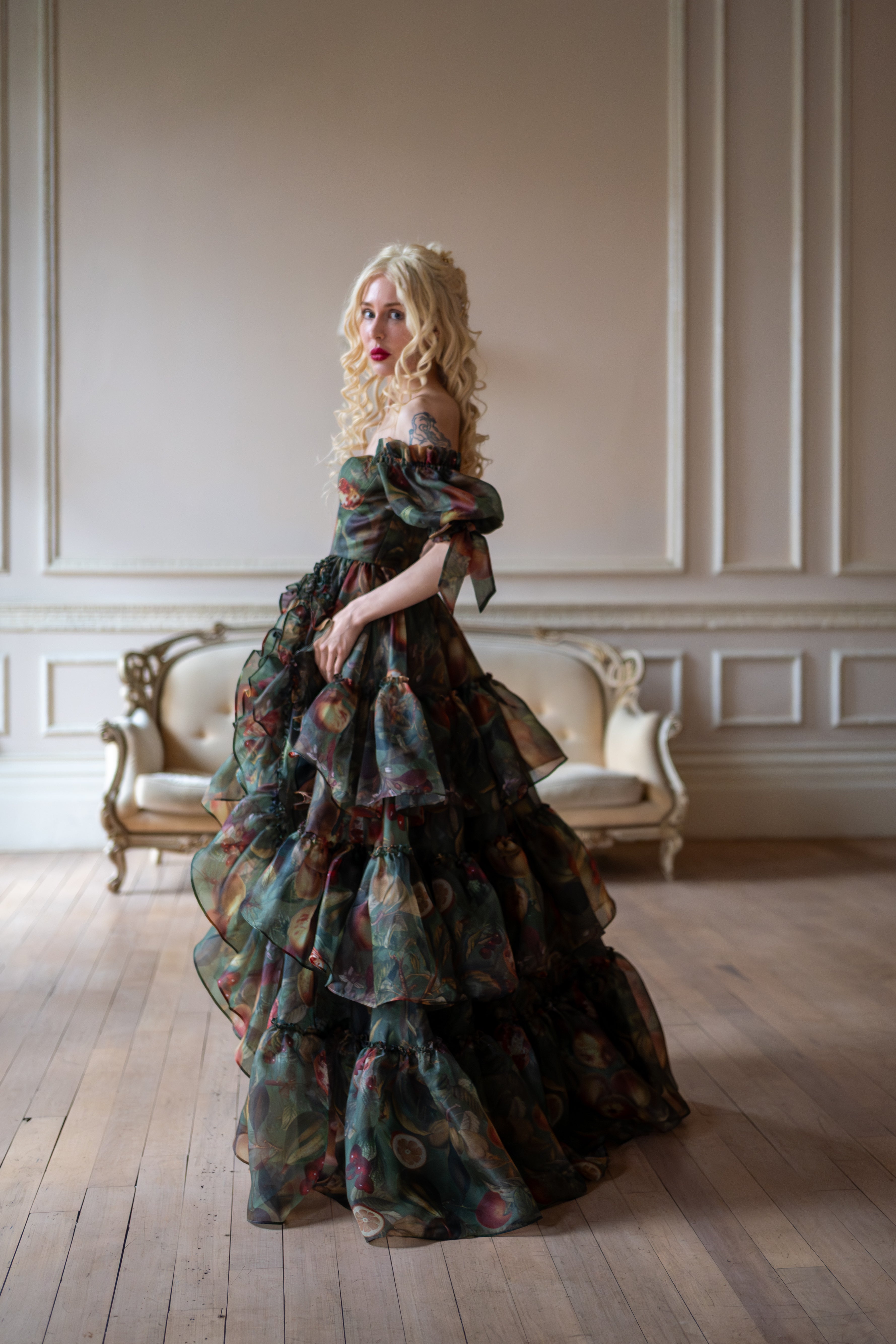 Renaissance Bounty Mademoiselle Gown