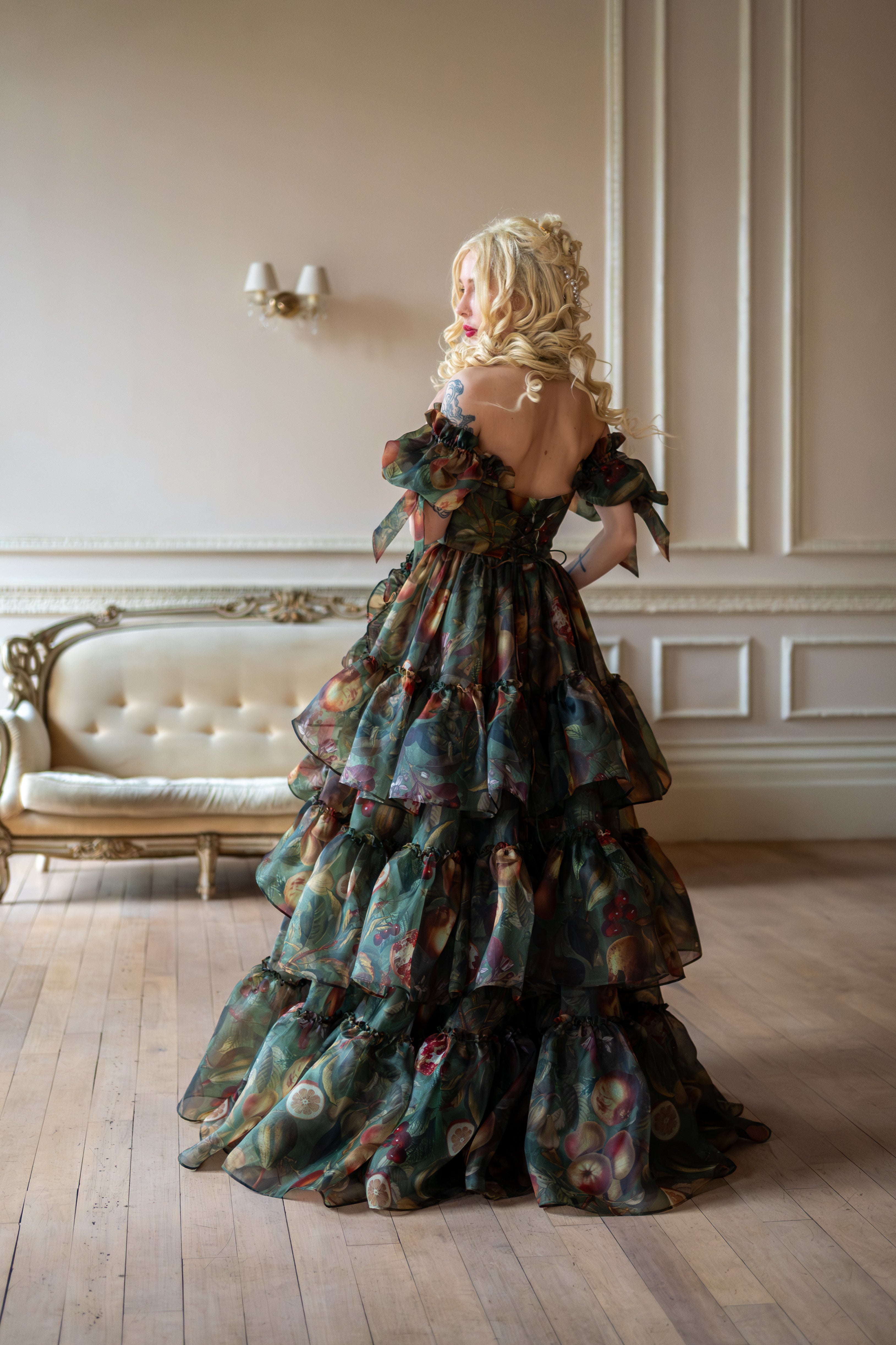 Renaissance Bounty Mademoiselle Gown