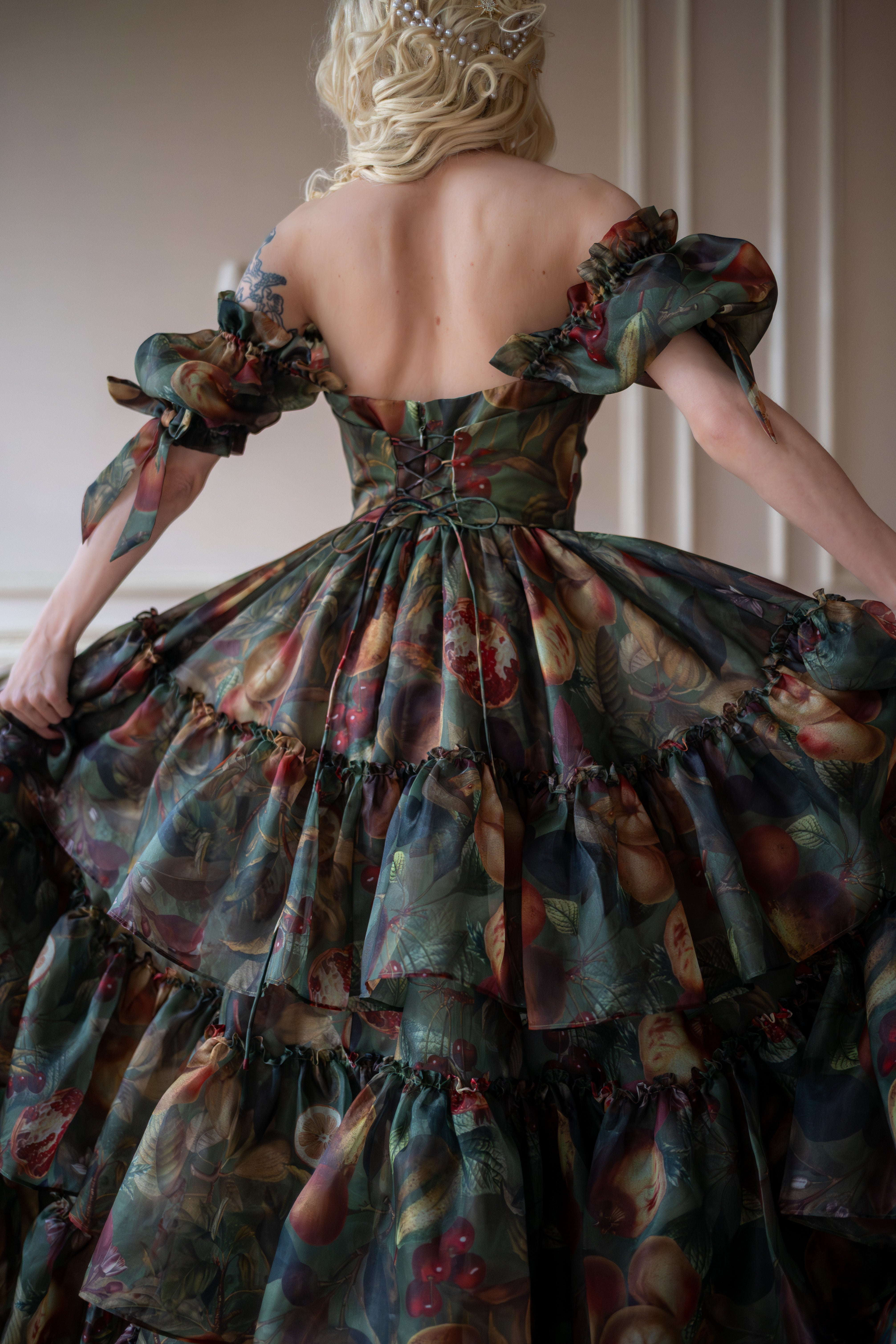 Renaissance Bounty Mademoiselle Gown