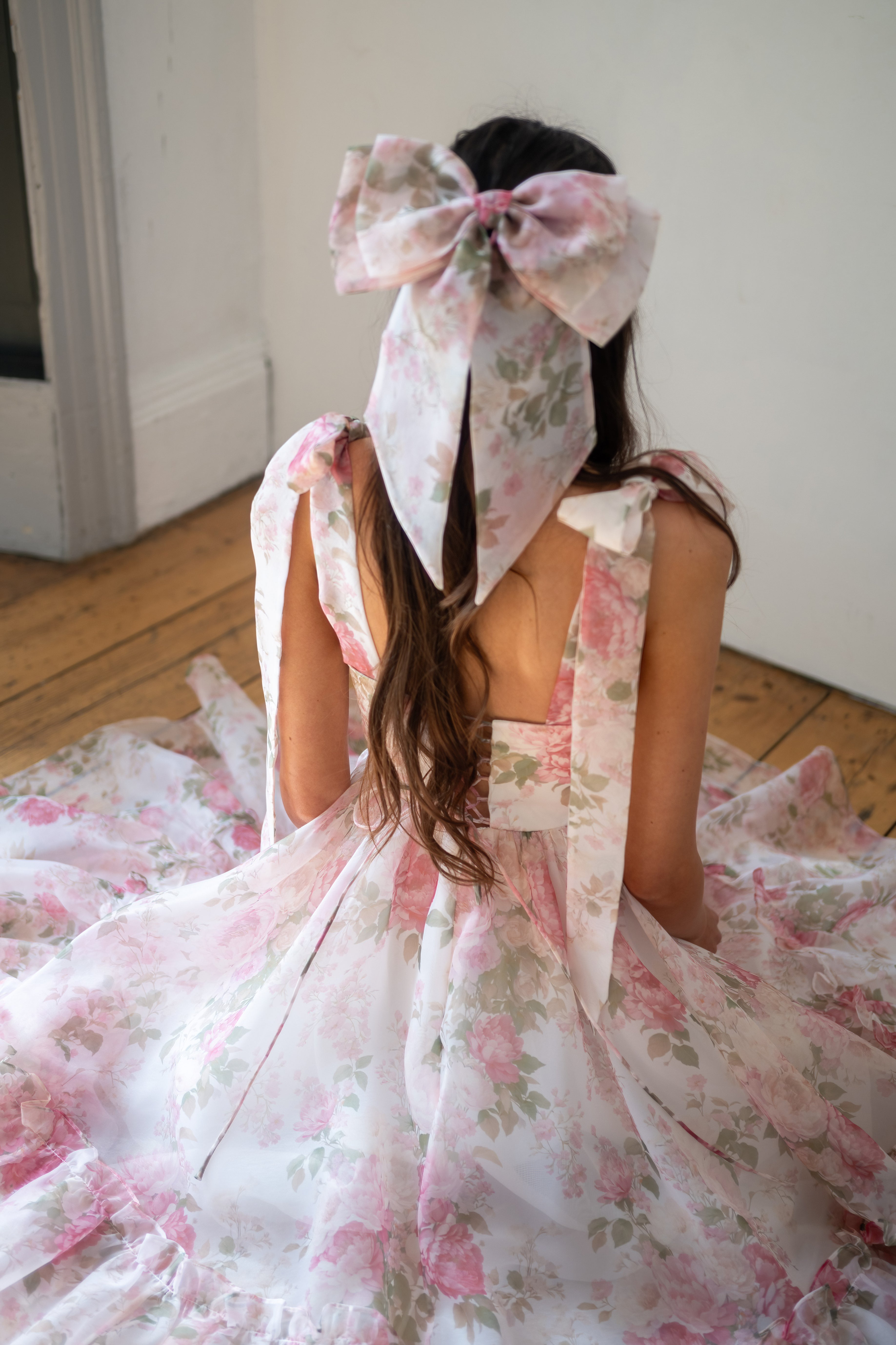 Romantic Reverie Winged Bow