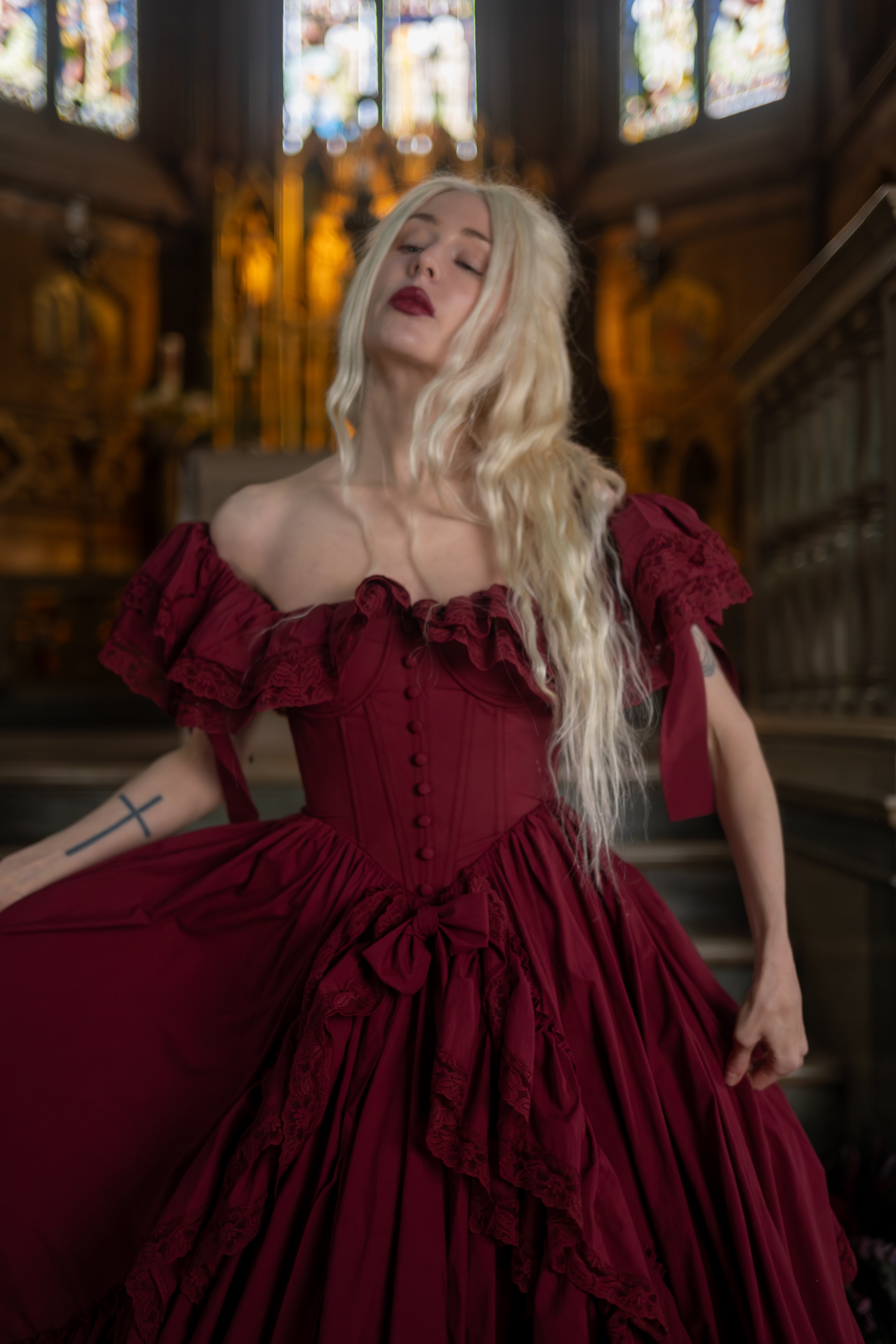 Sanguine Daae Bridal Gown