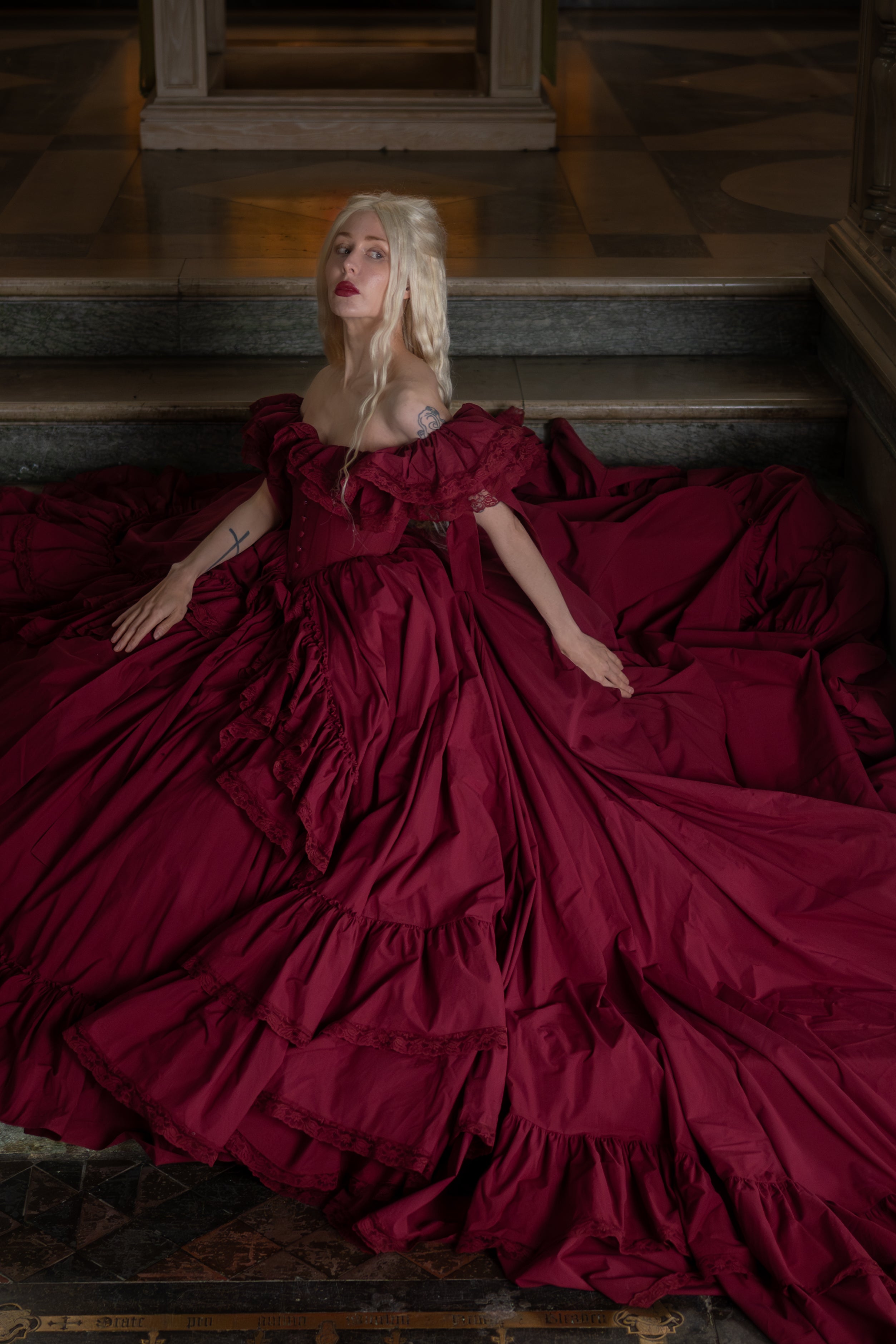 Sanguine Daae Bridal Gown