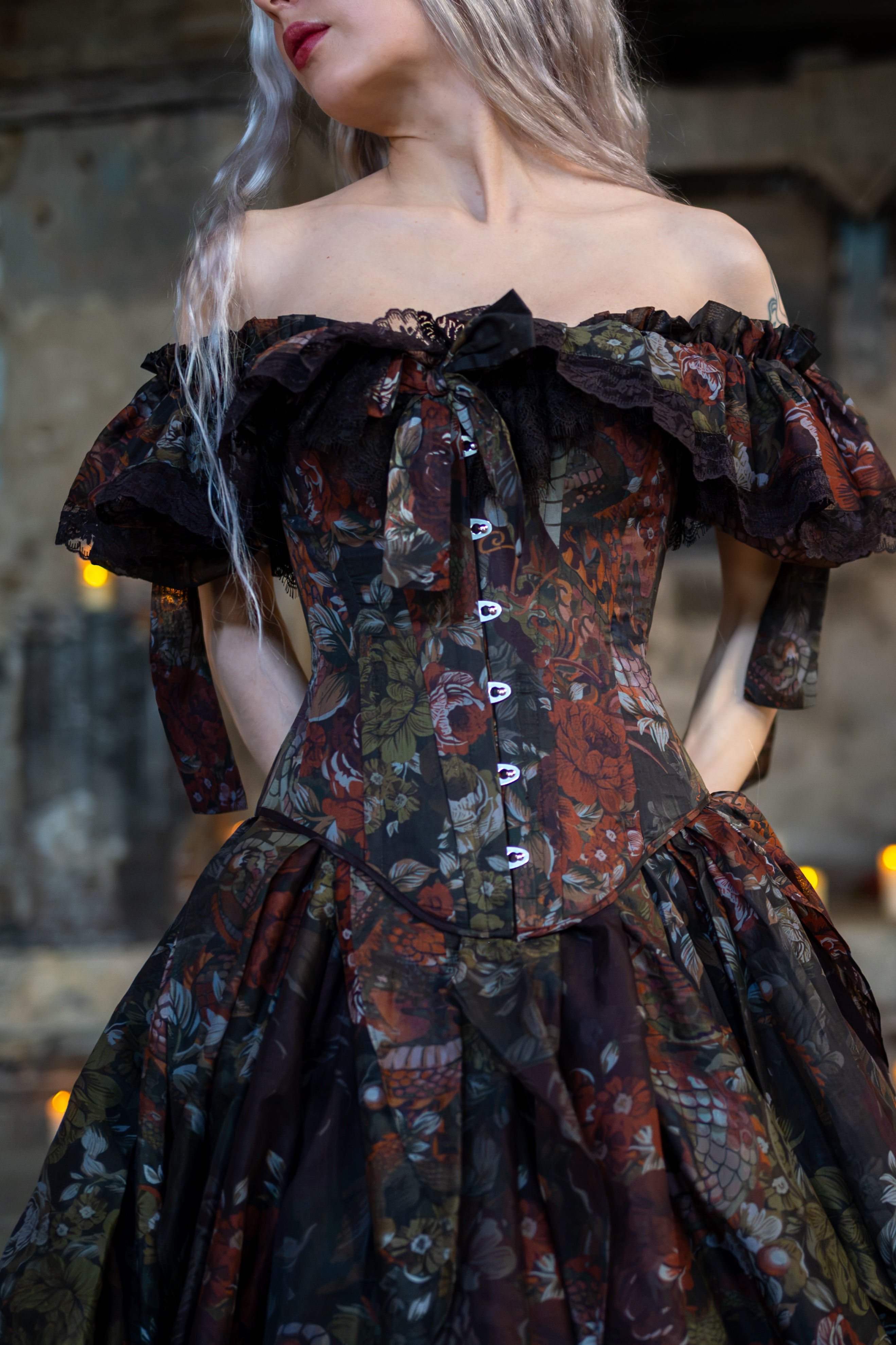 Under Elder Moon Relic Corset