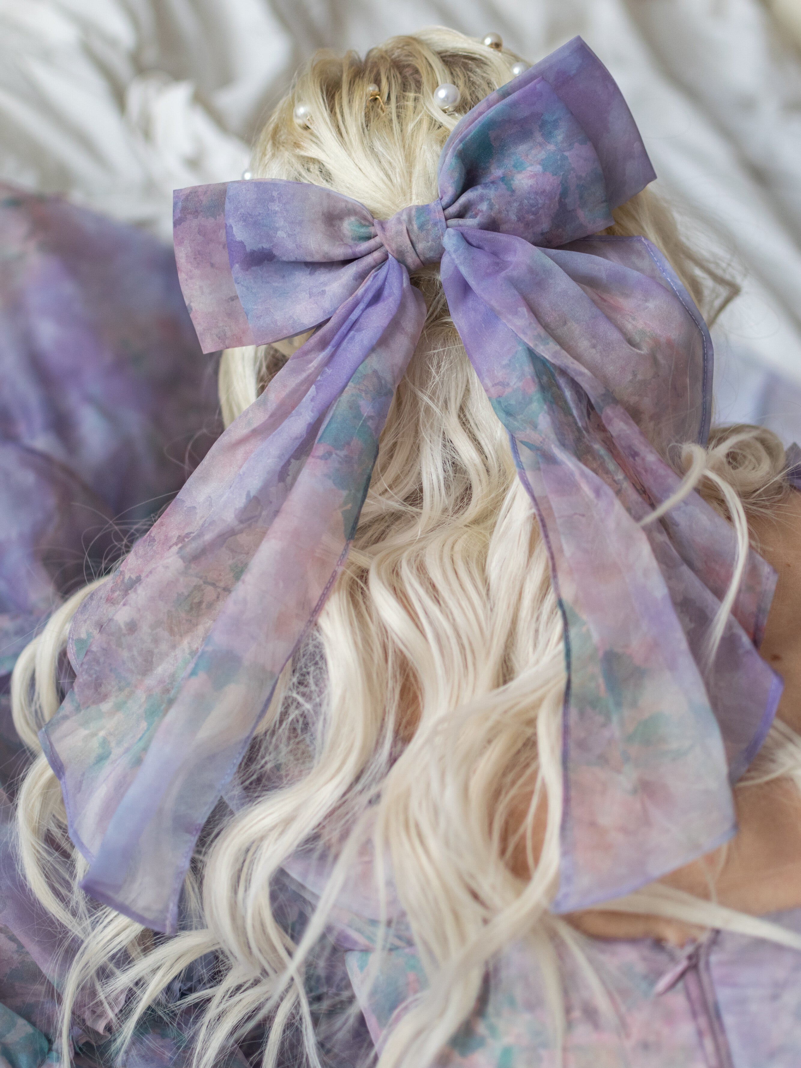 Mistress Anne Cascading Bow
