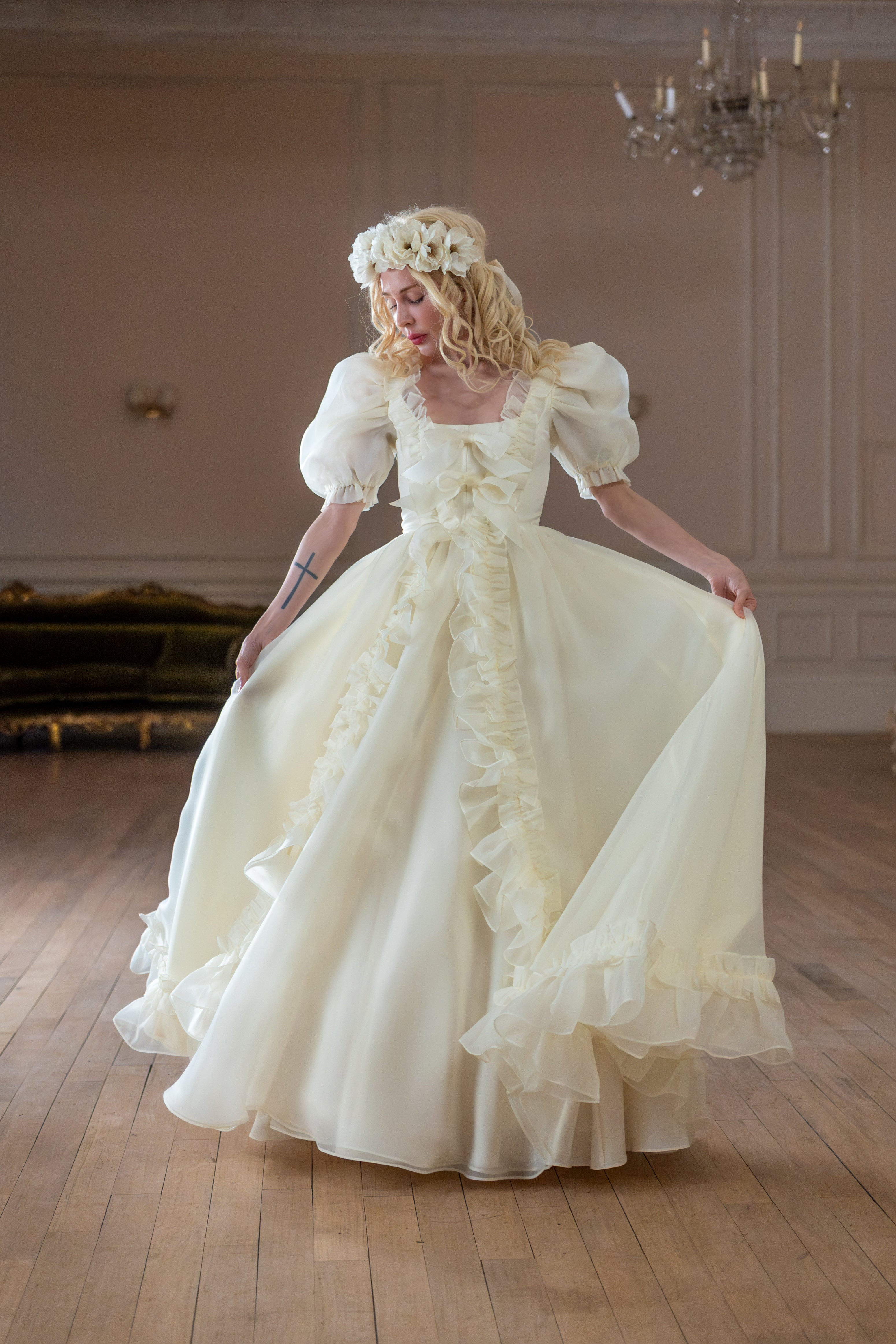 Angelic Kisses Duchess Gown