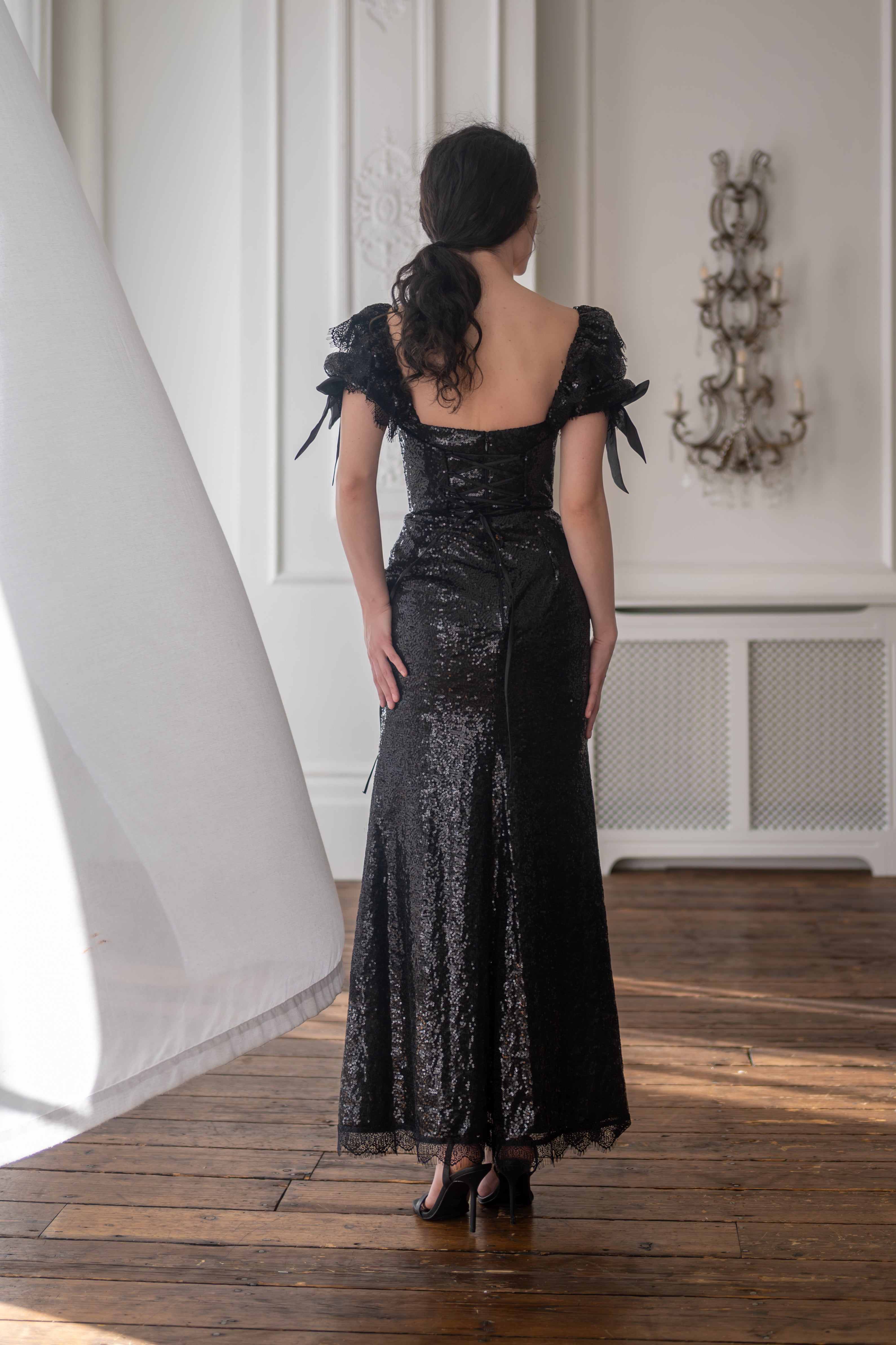 Black Pearl Eidolon Gown