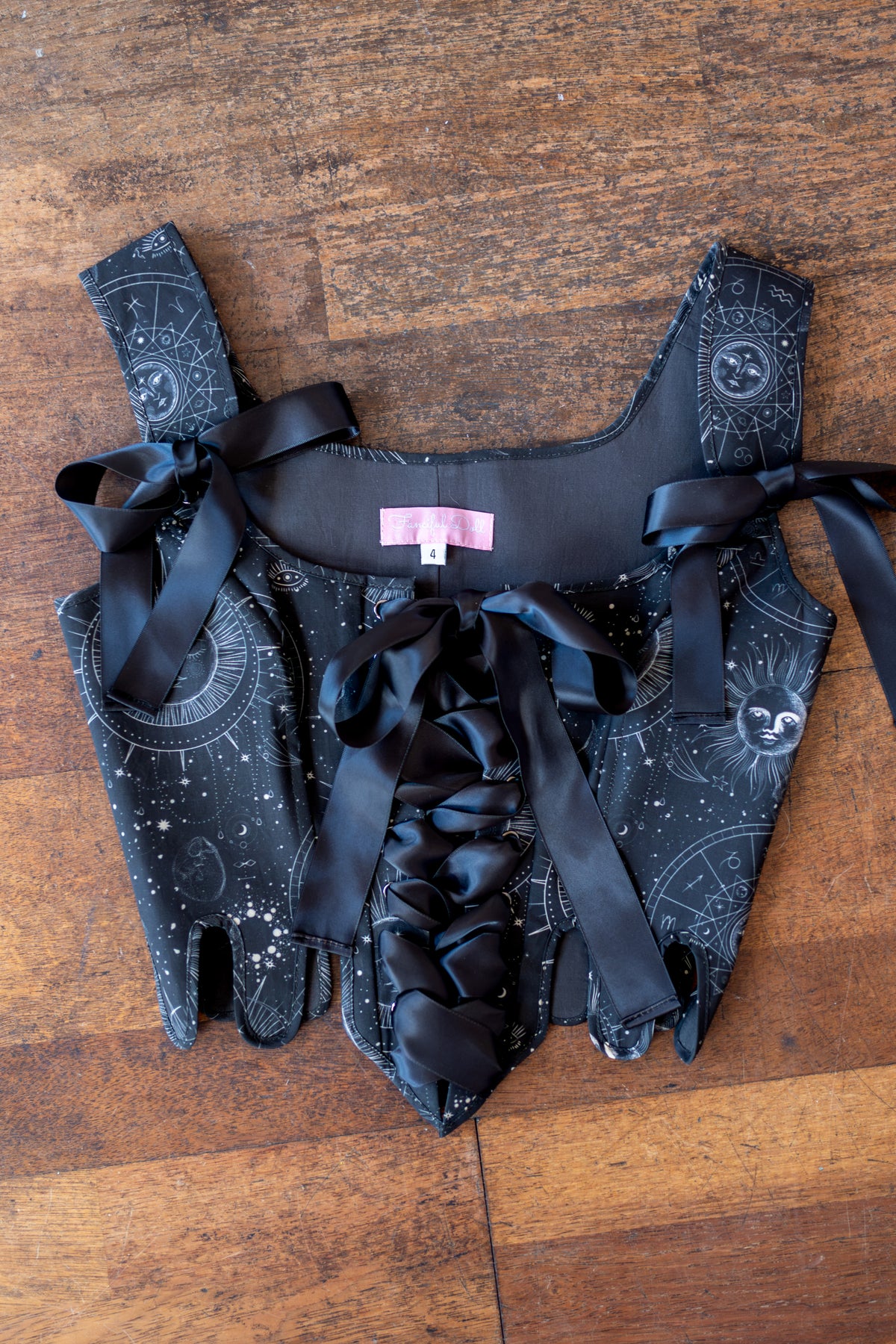 Crown of Hecate Chablis Corset