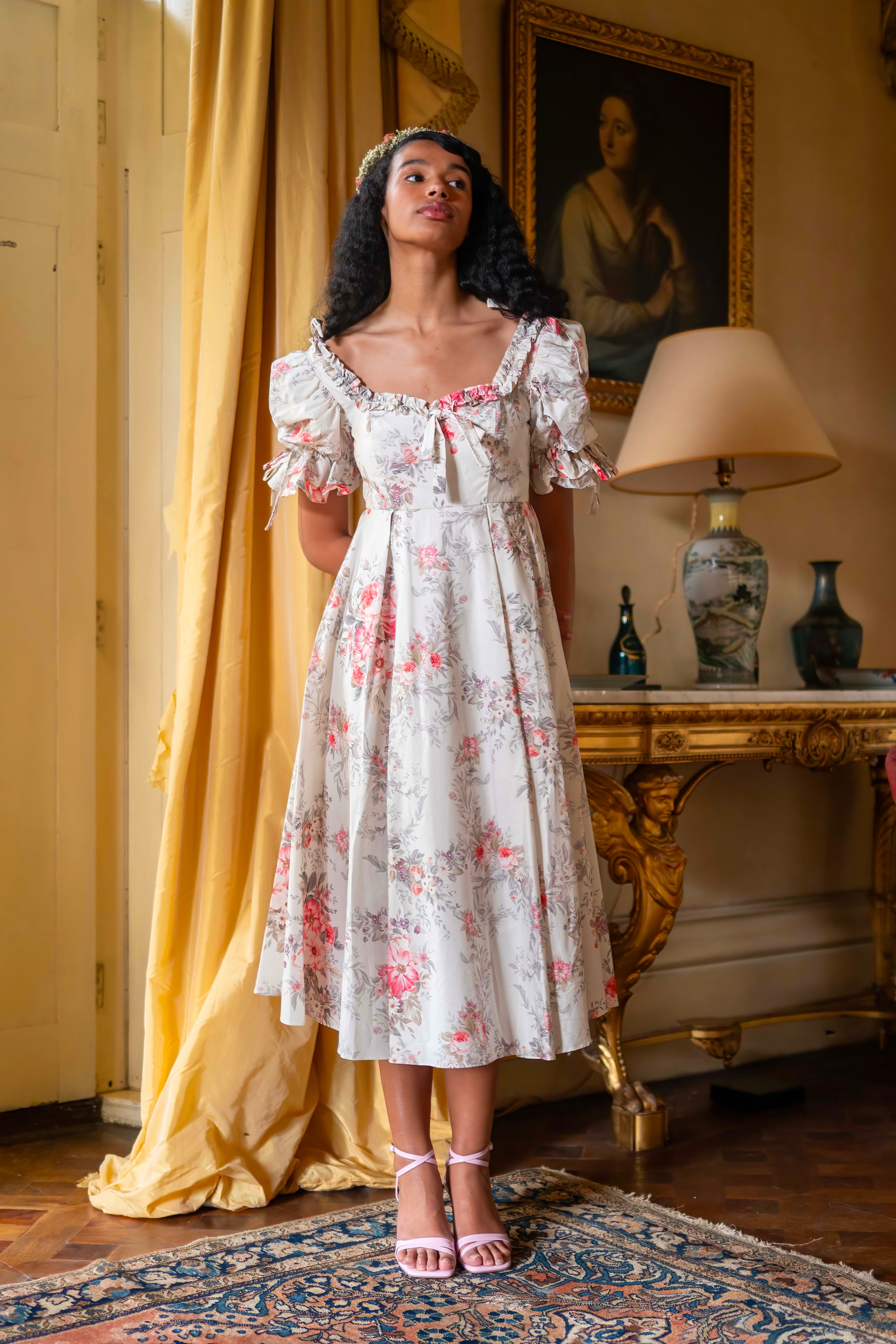 English Lady Parlour Games Dress