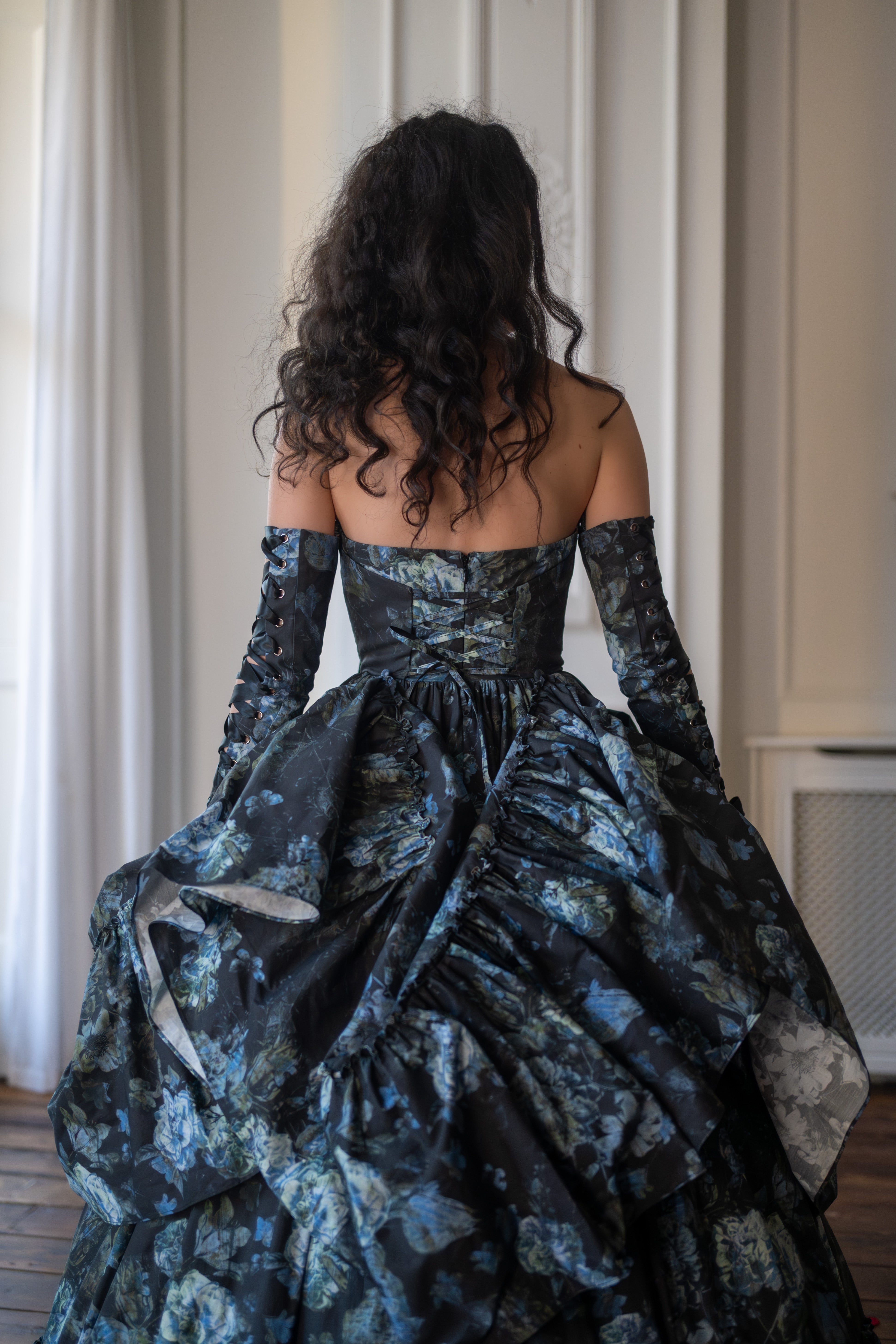 Entwined Souls Carmilla Gown
