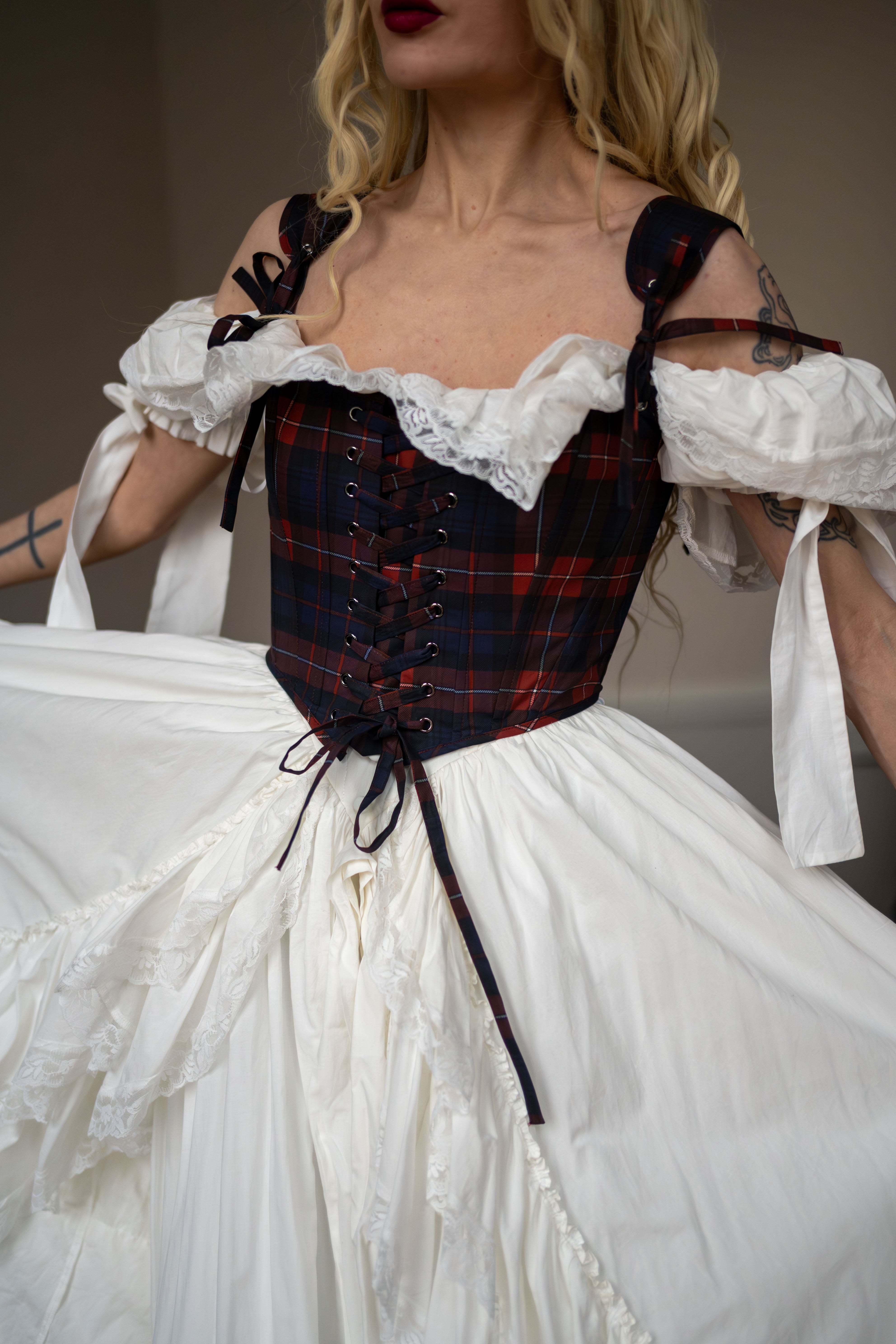 Fionn's Flame Thisbe Corset