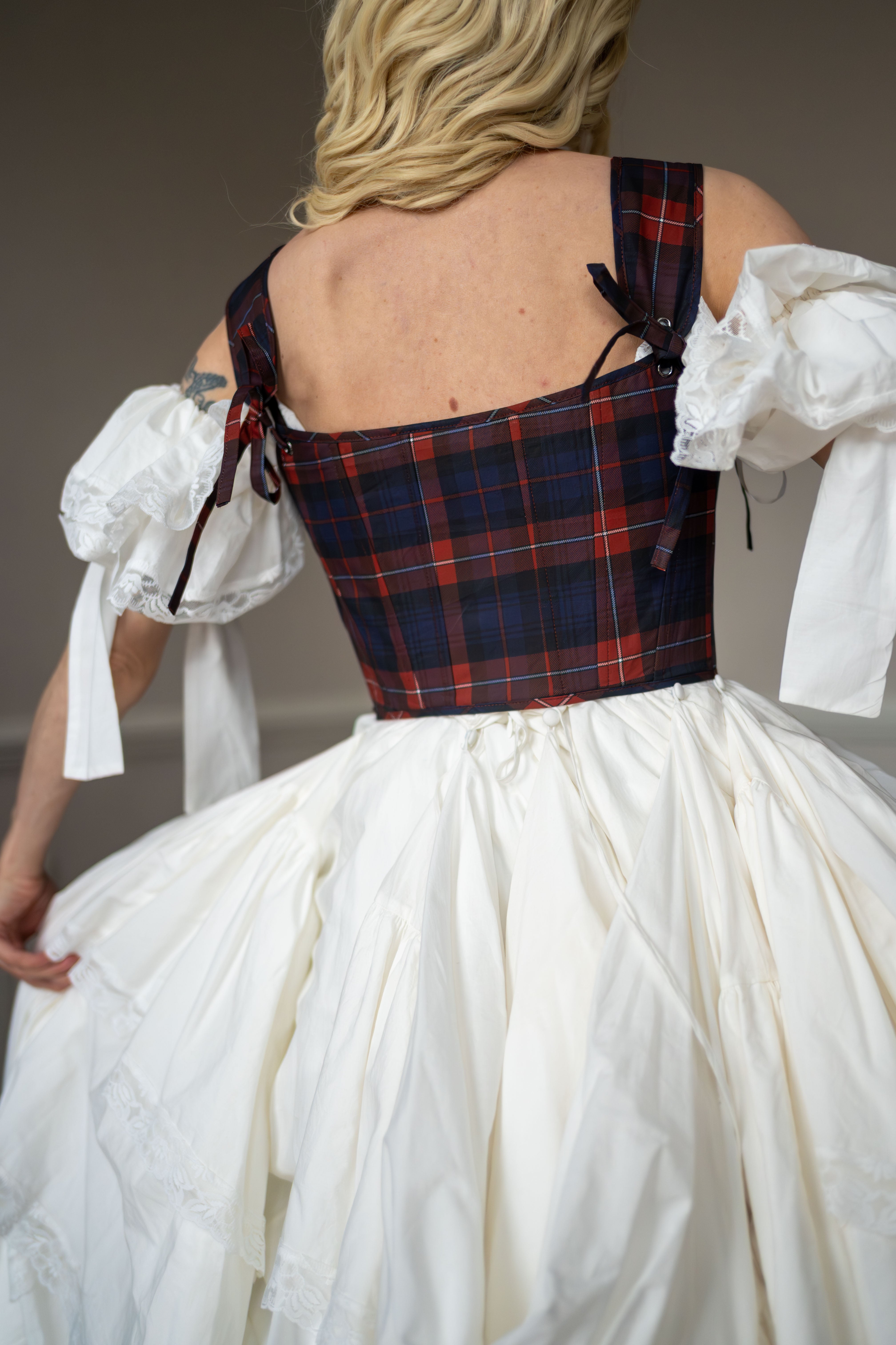 Fionn's Flame Thisbe Corset