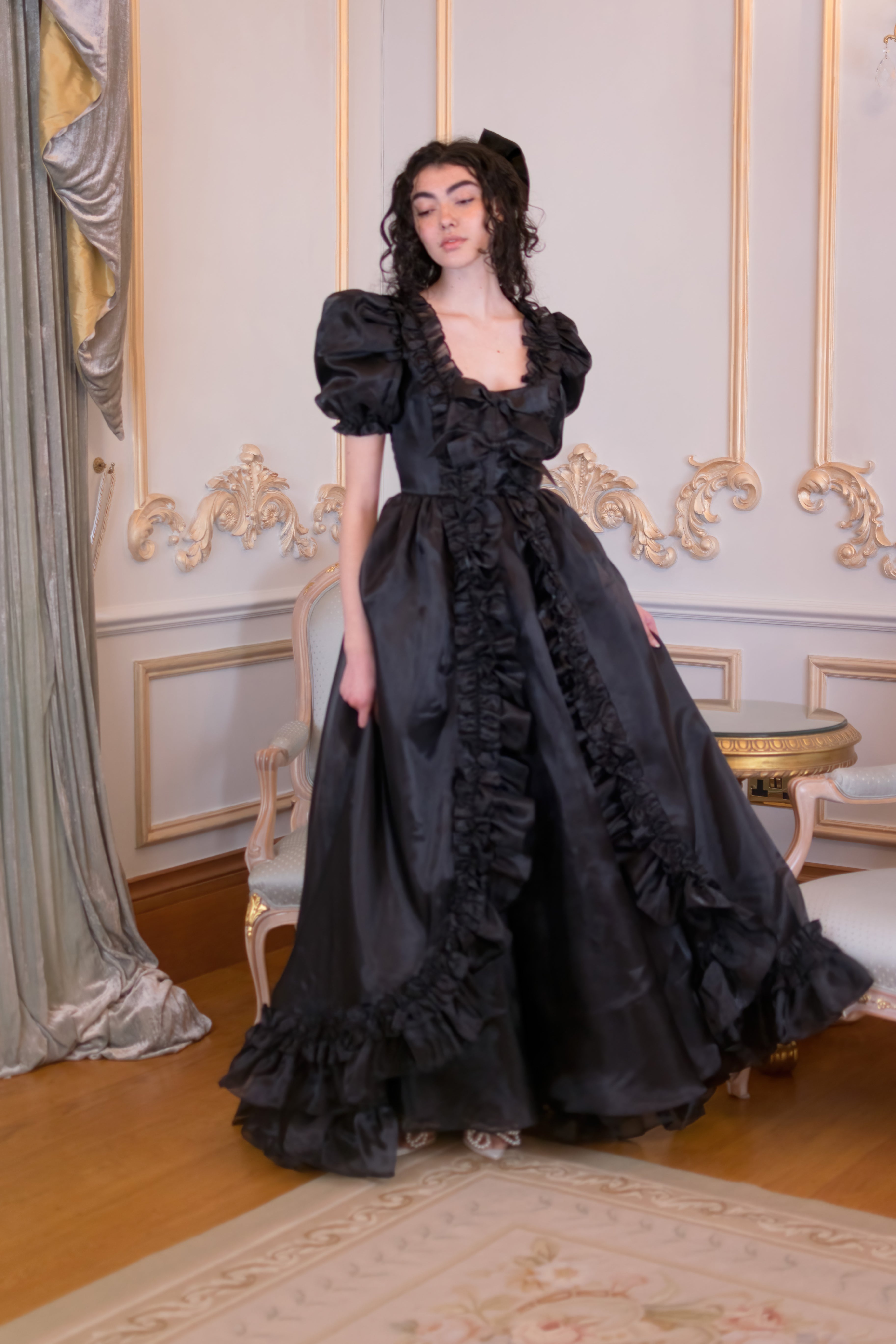 Black Gothic Wedding Dress - V-line Fairy Gothic Ball Gown Plus Size –  WonderlandByLilian