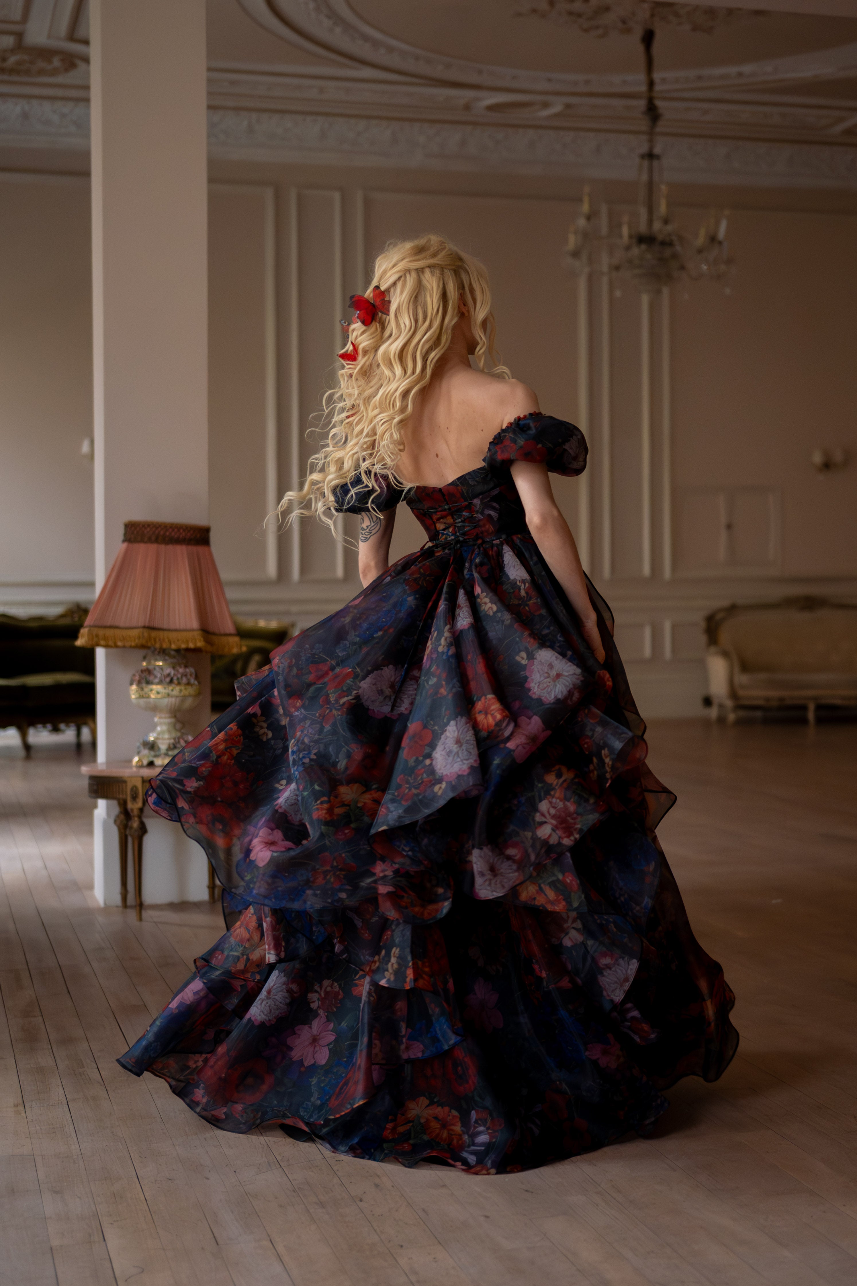 Jardin d’Ébène Renaissance Gown