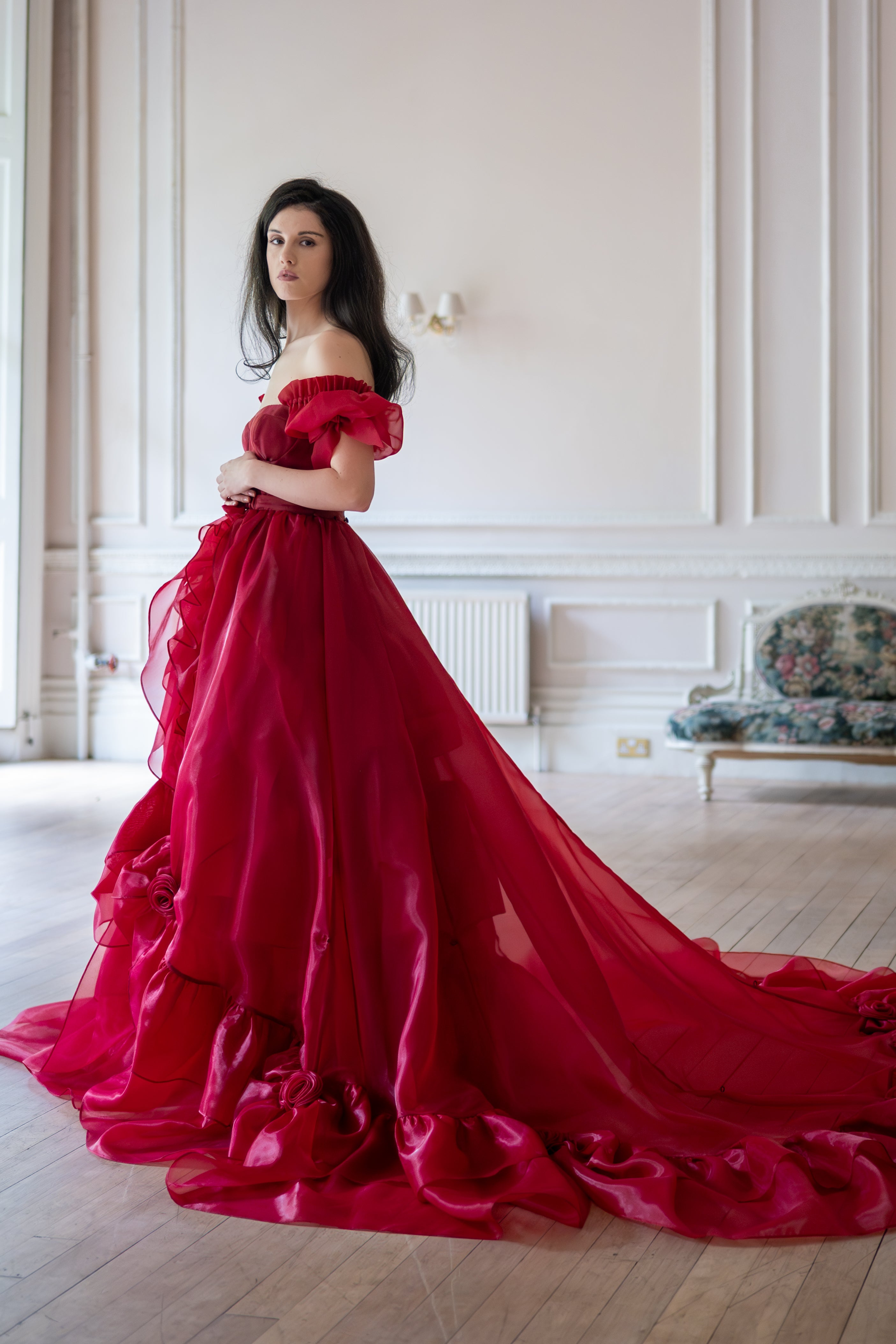 Maison Rouge Avalon Train