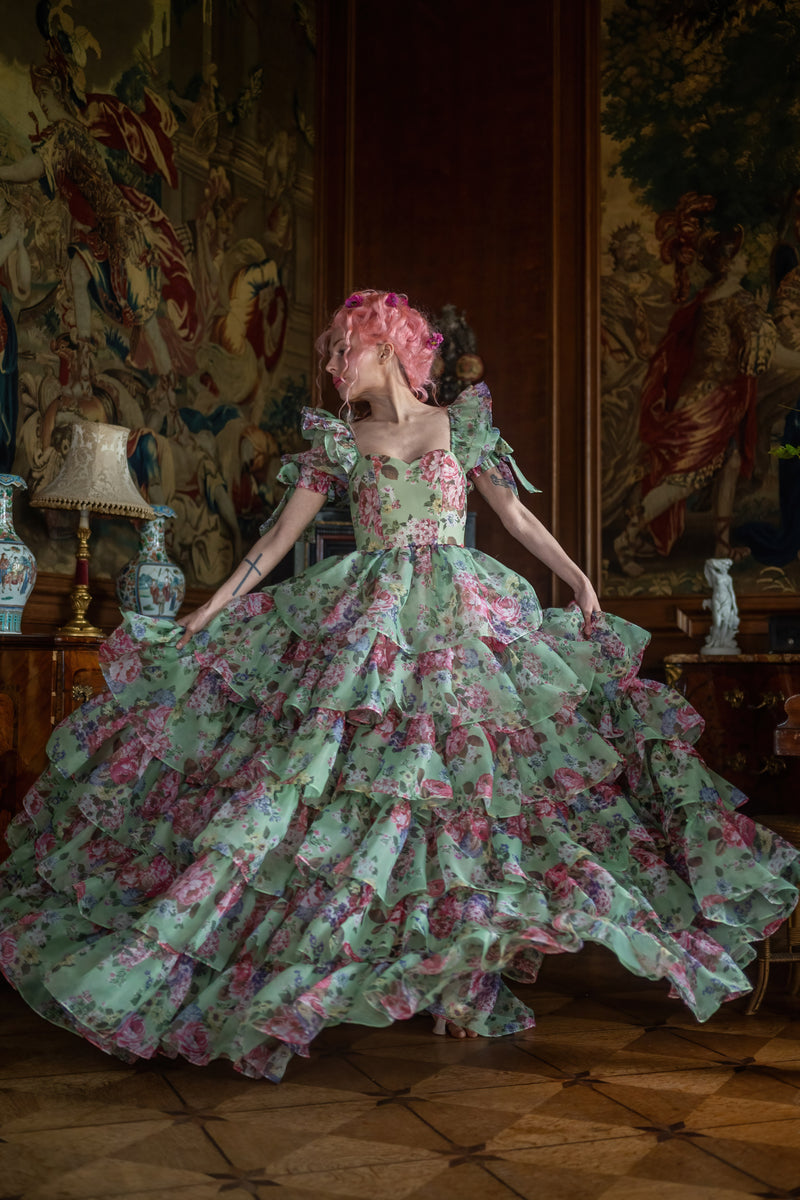 V204 Vintage Style Primavera Midnight FairytaleGarden Gown (XS-S)