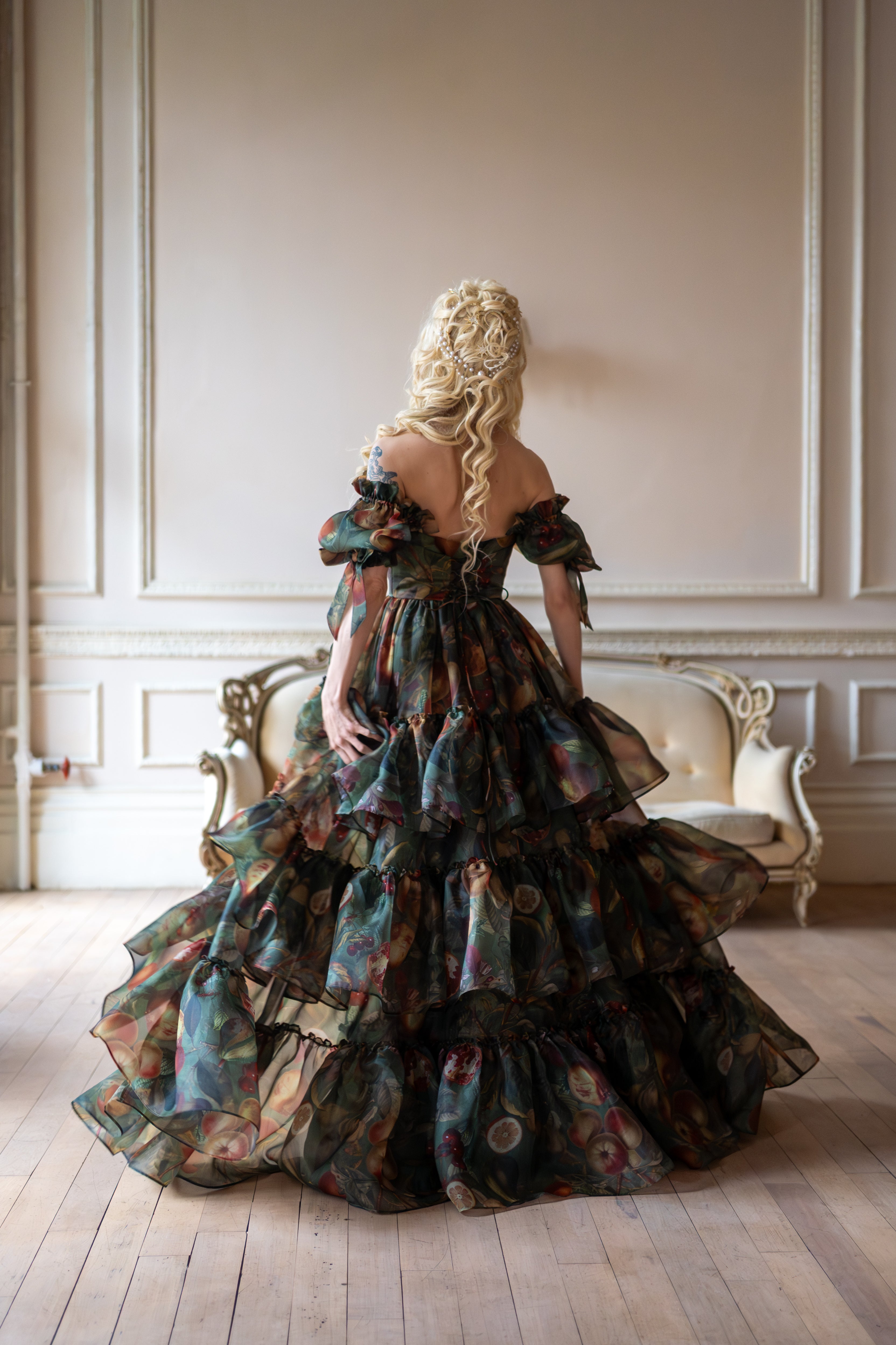 Renaissance Bounty Mademoiselle Gown