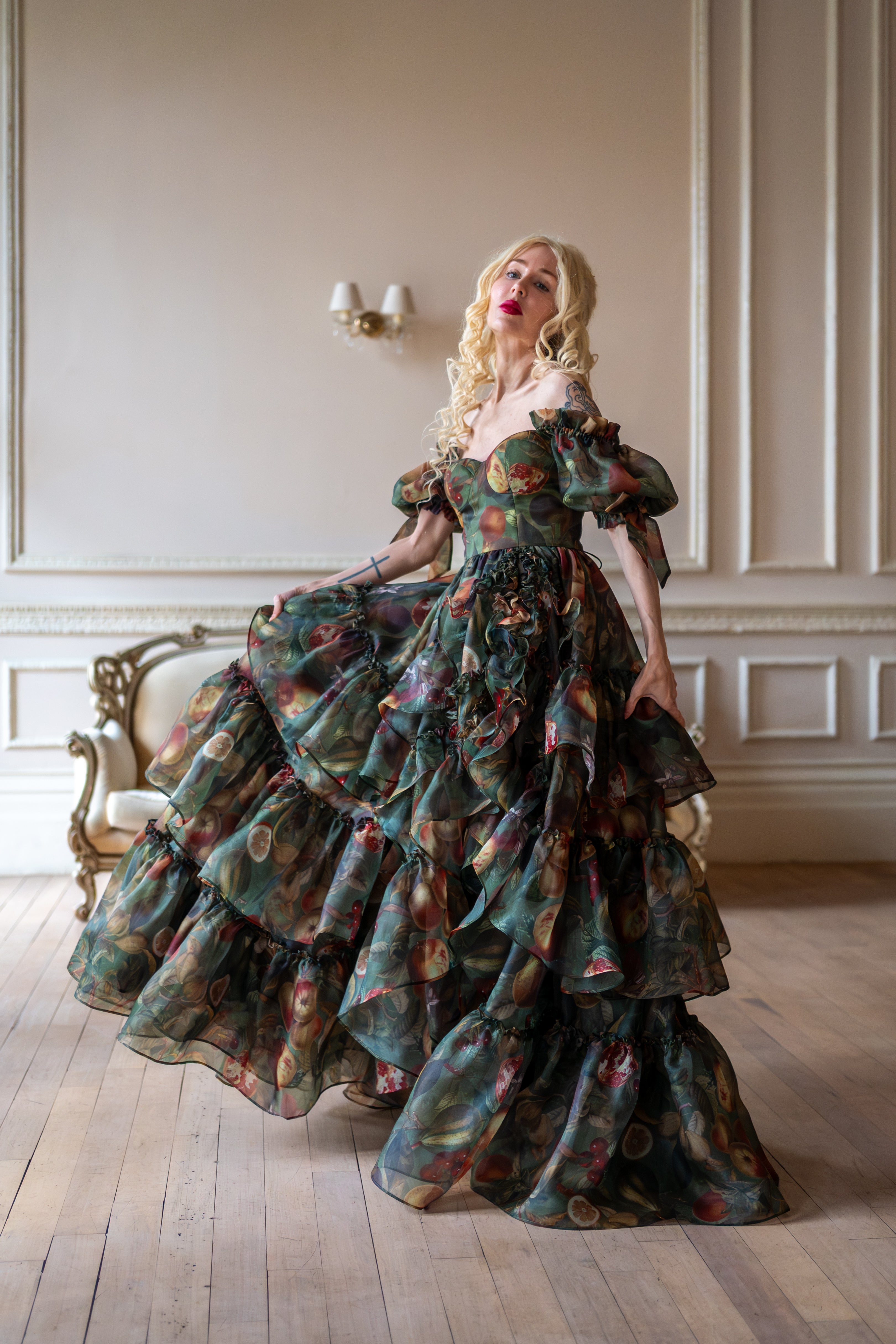 Renaissance Bounty Mademoiselle Gown