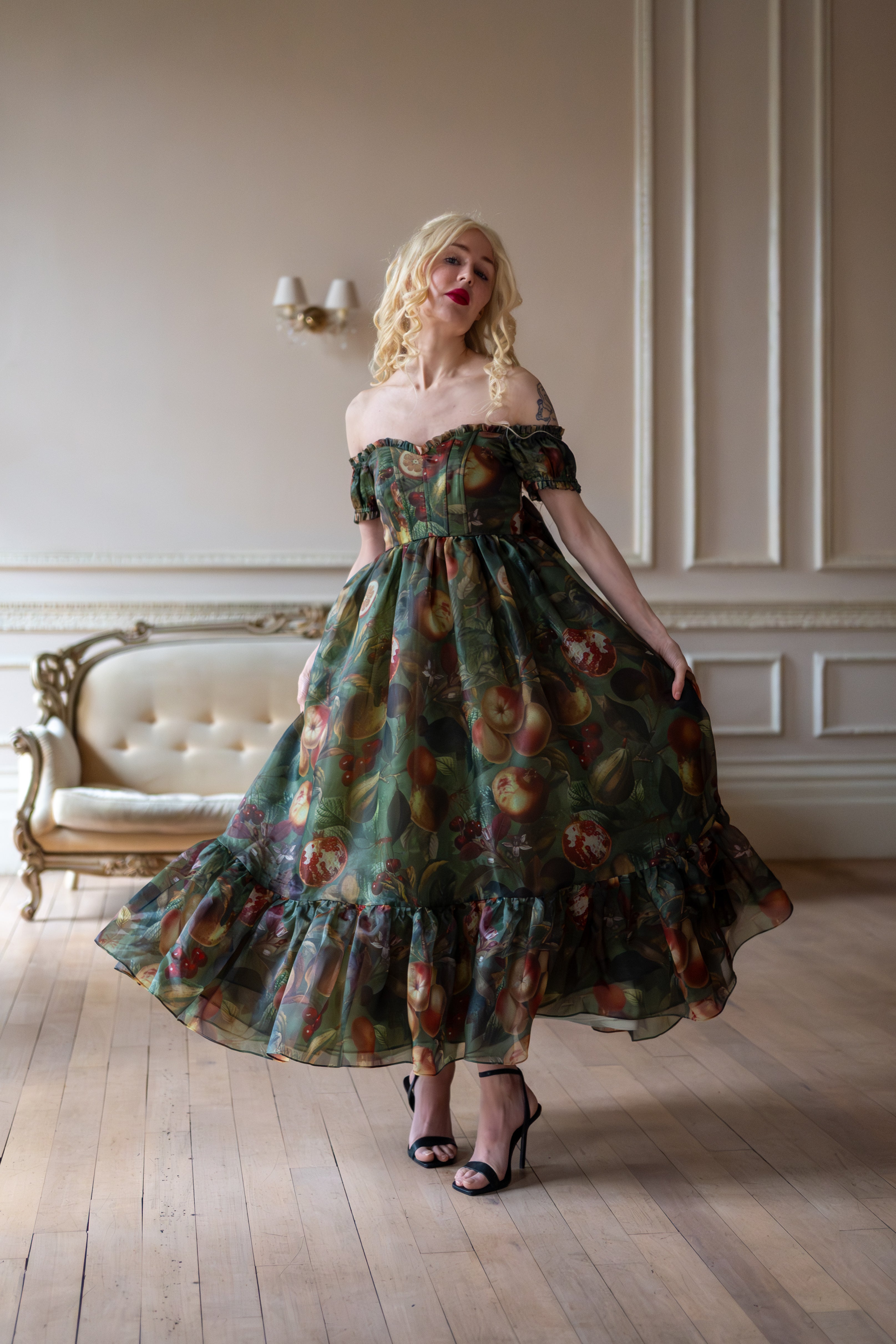 Renaissance Bounty Siren Dress