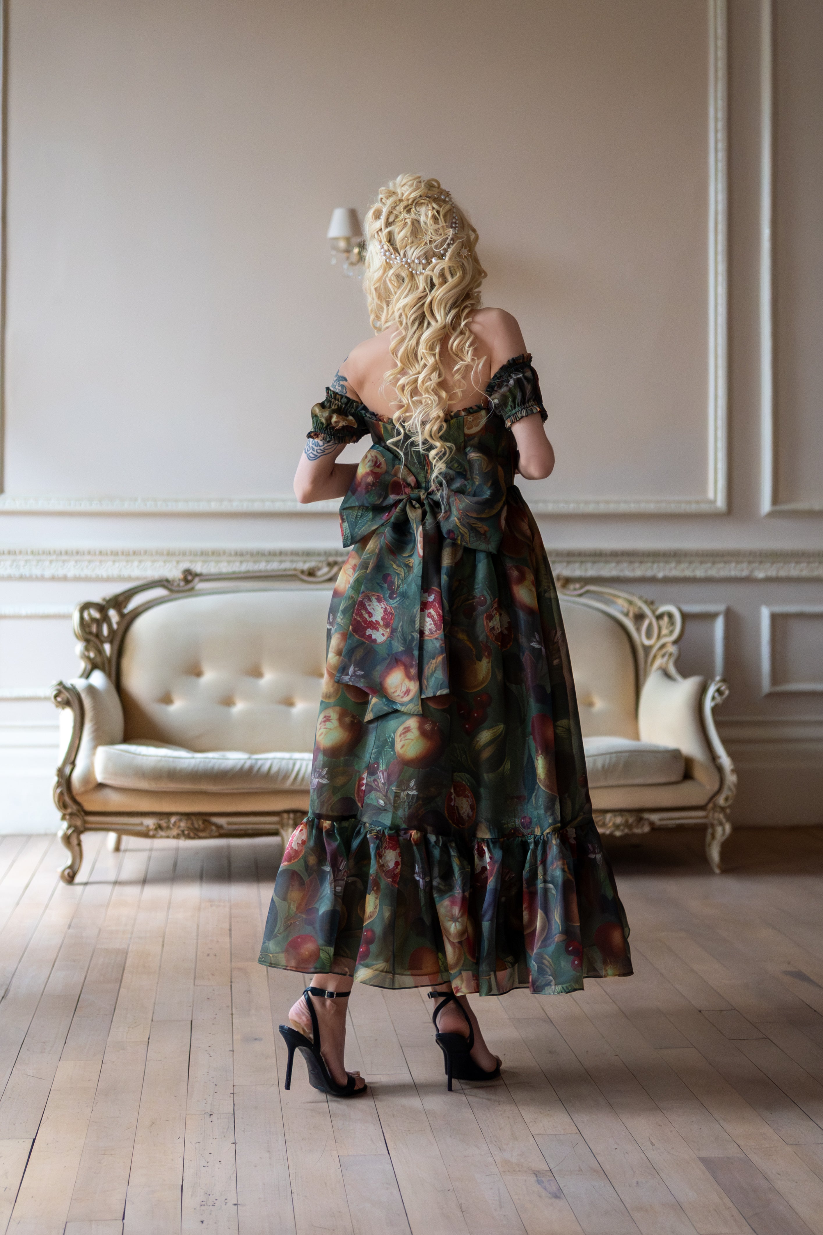 Renaissance Bounty Siren Dress