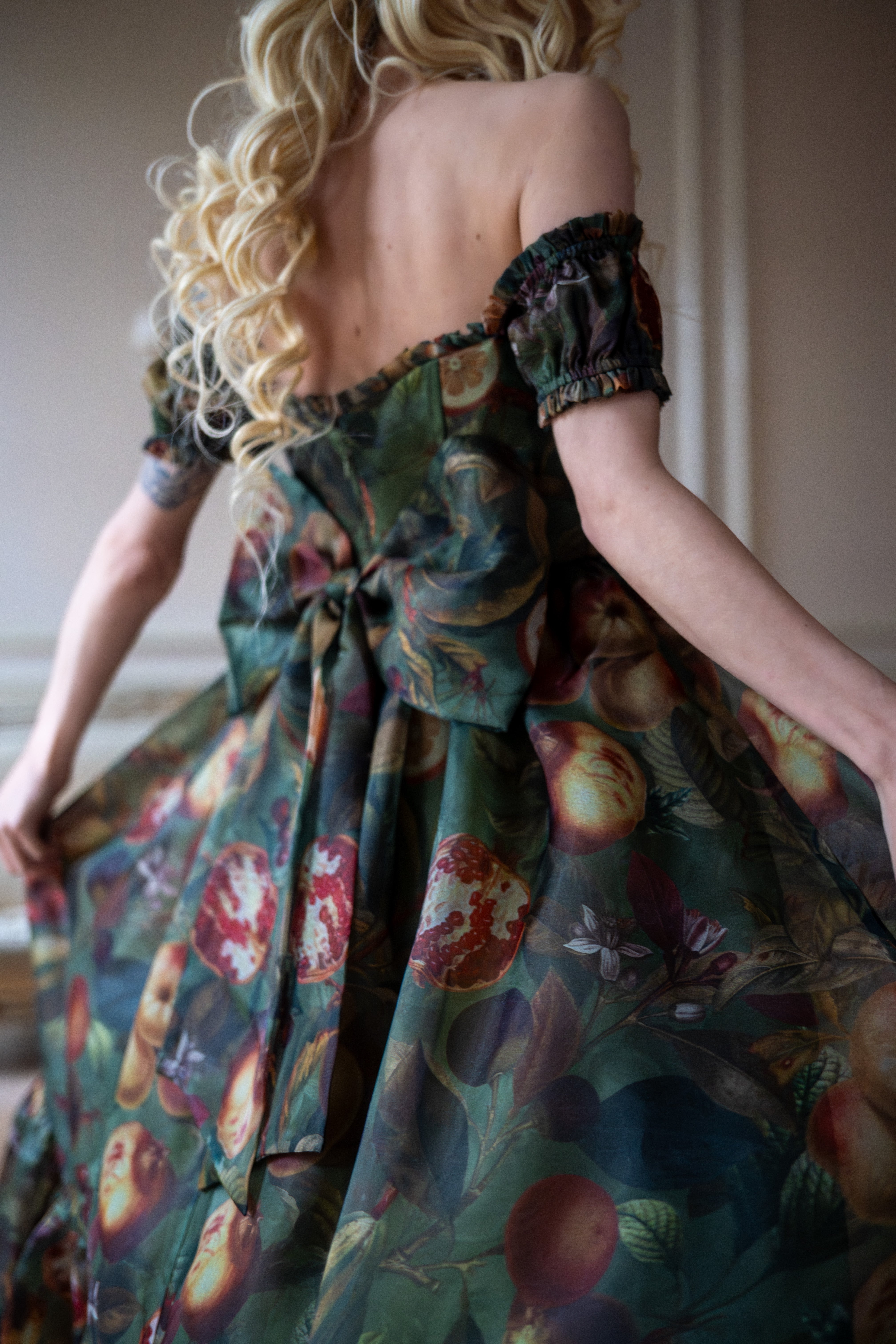 Renaissance Bounty Siren Dress