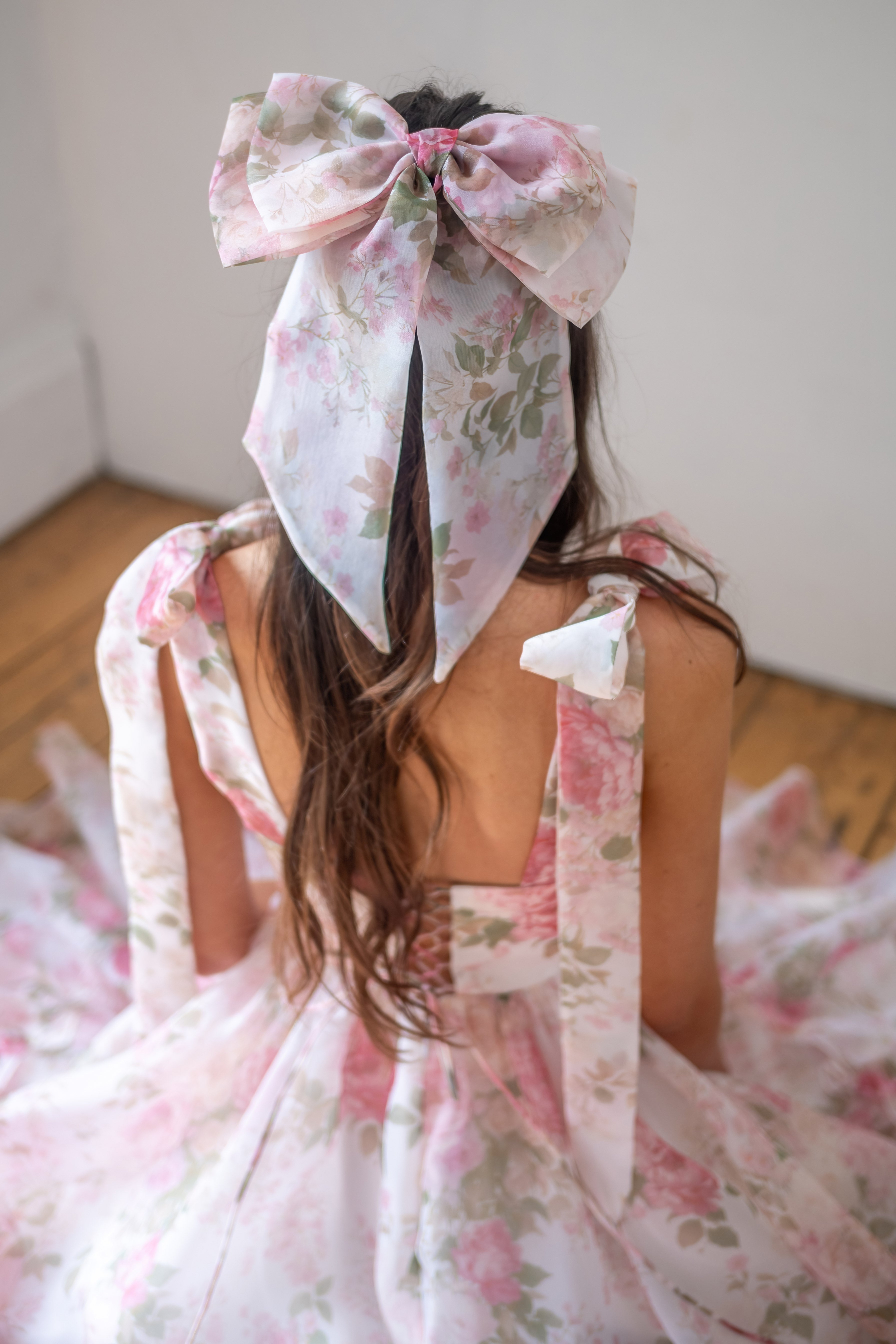 Romantic Reverie Winged Bow