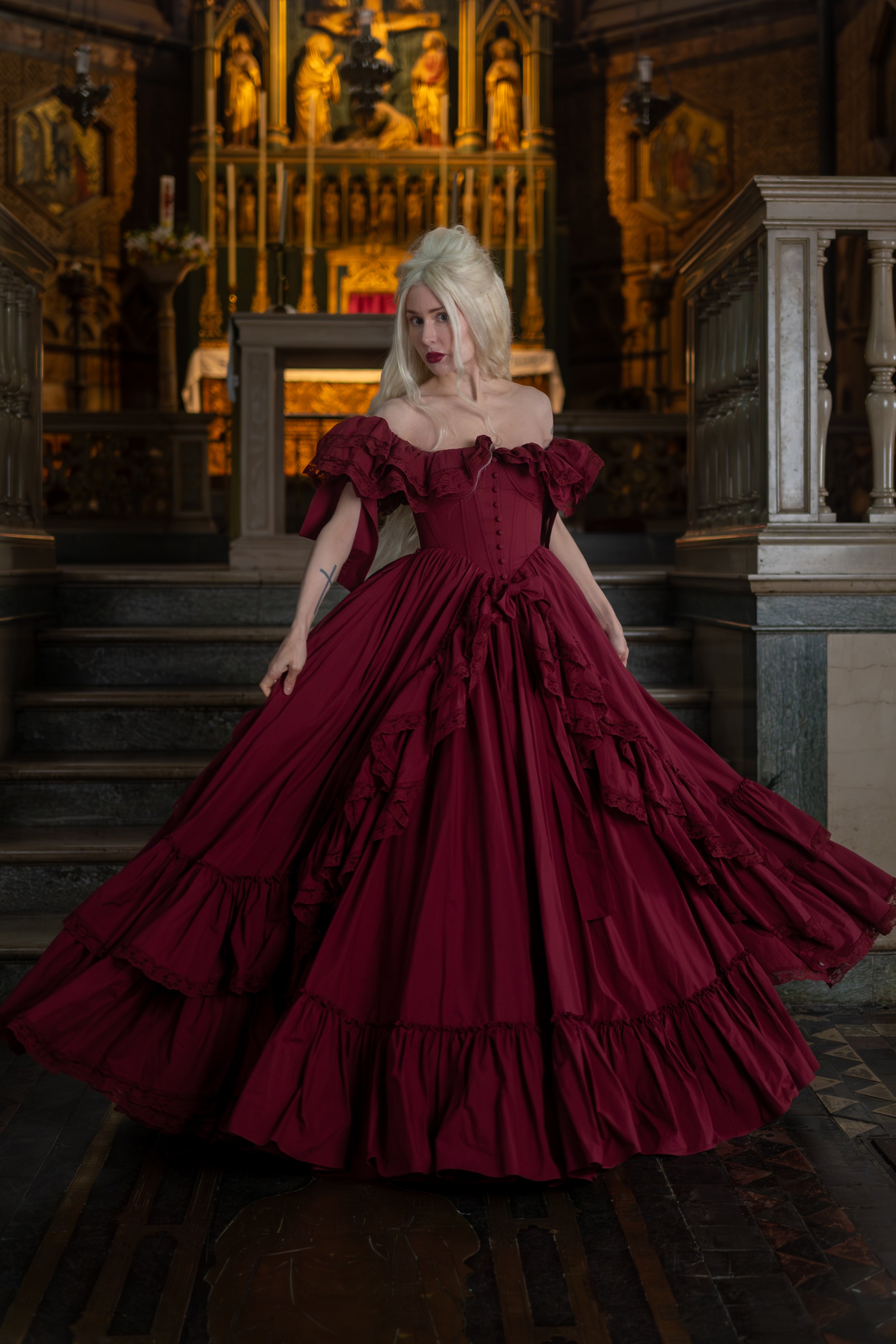 Sanguine Daae Bridal Gown