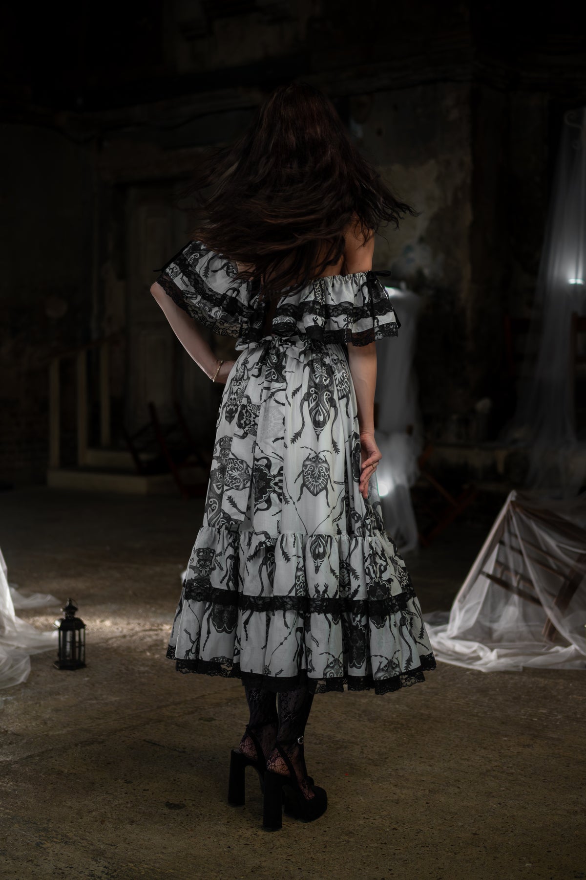 Specimen No. VIII Etiquette Dress