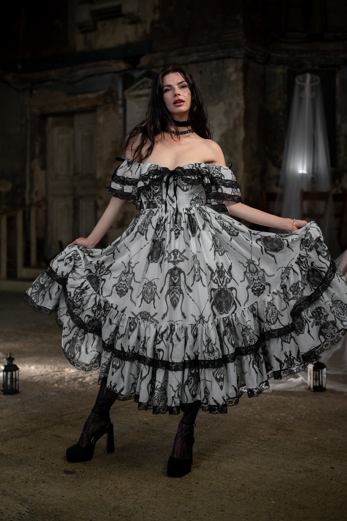 Specimen No. VIII Etiquette Dress