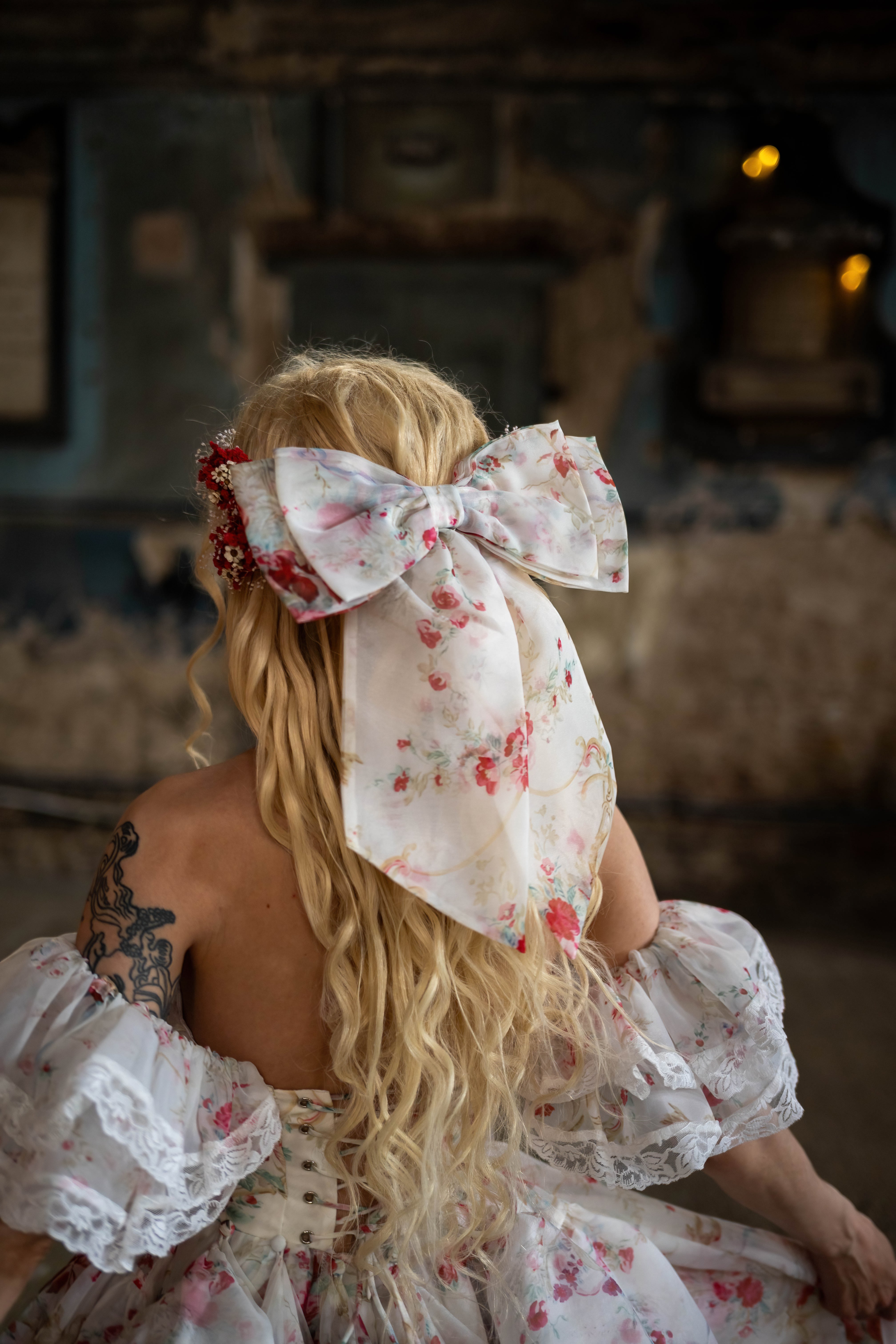 Tuileries Winged Hairbow